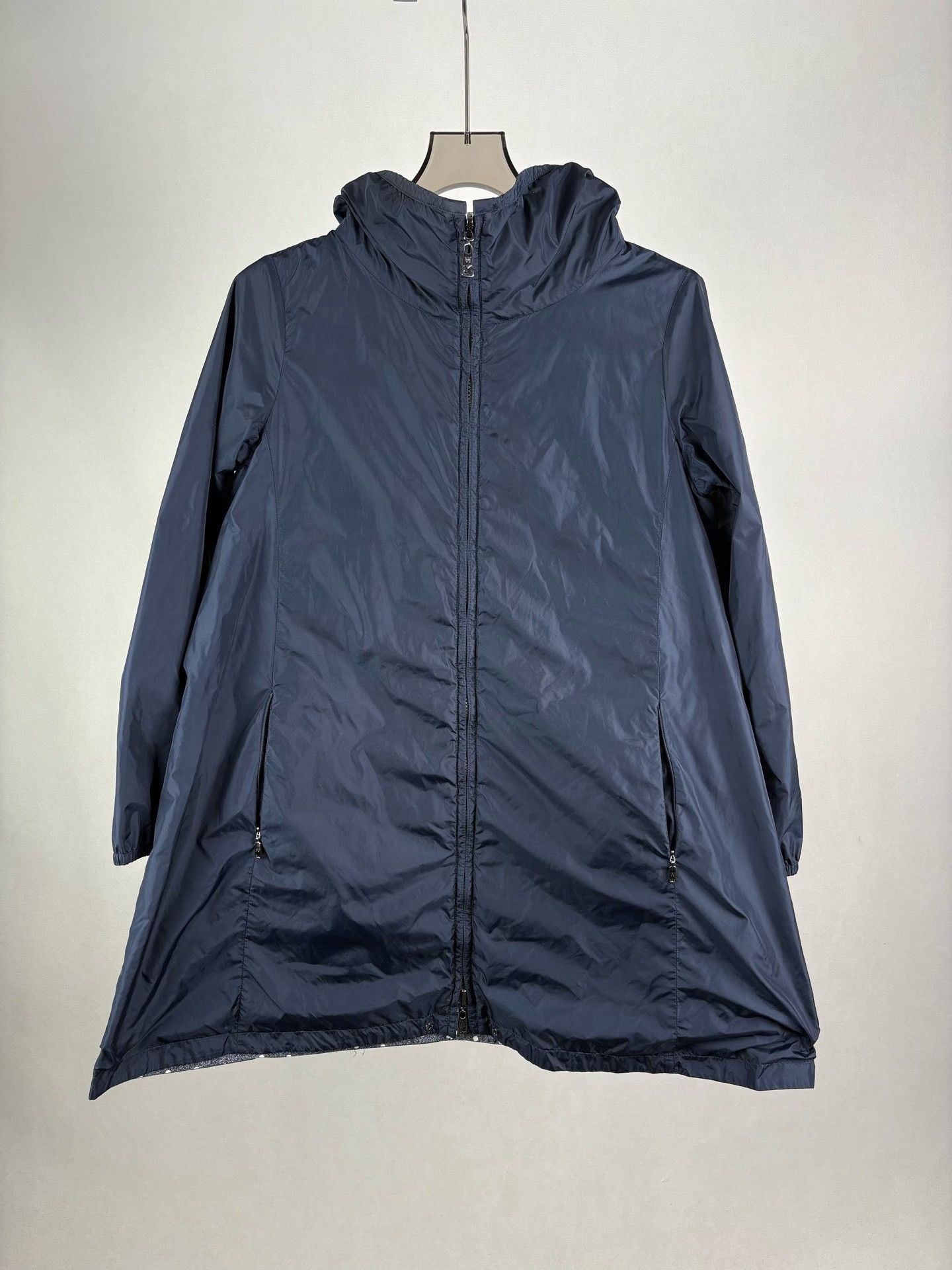 Weekend Max Mara Weekend Max Mara Reversible Polka Dot Jacket 38 Size M / US 6-8 / IT 42-44 - 2 Thumbnail