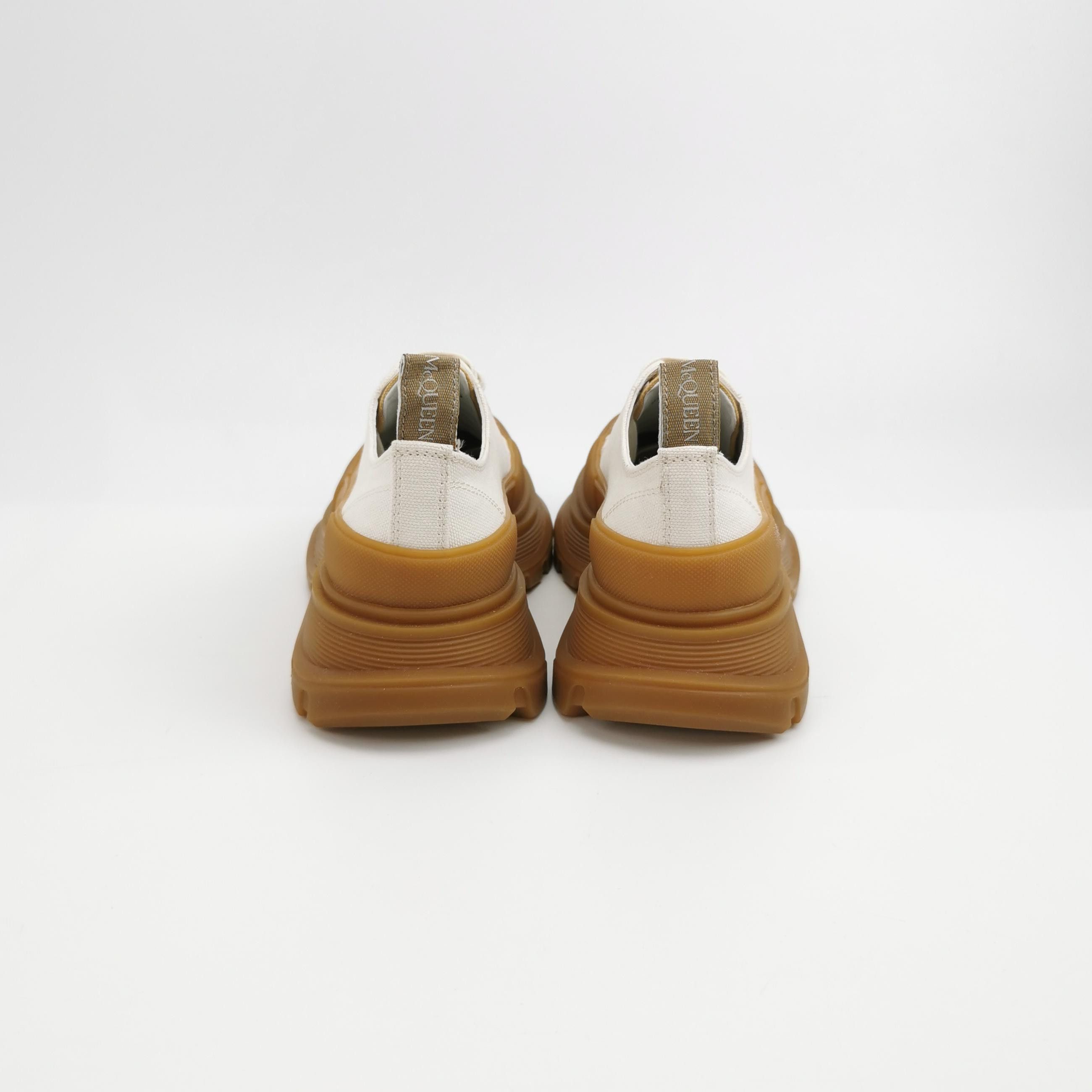 Alexander McQueen Alexander McQueen Women 5 Lowtop Sneakers Size US 5 / IT 35 - 4 Thumbnail