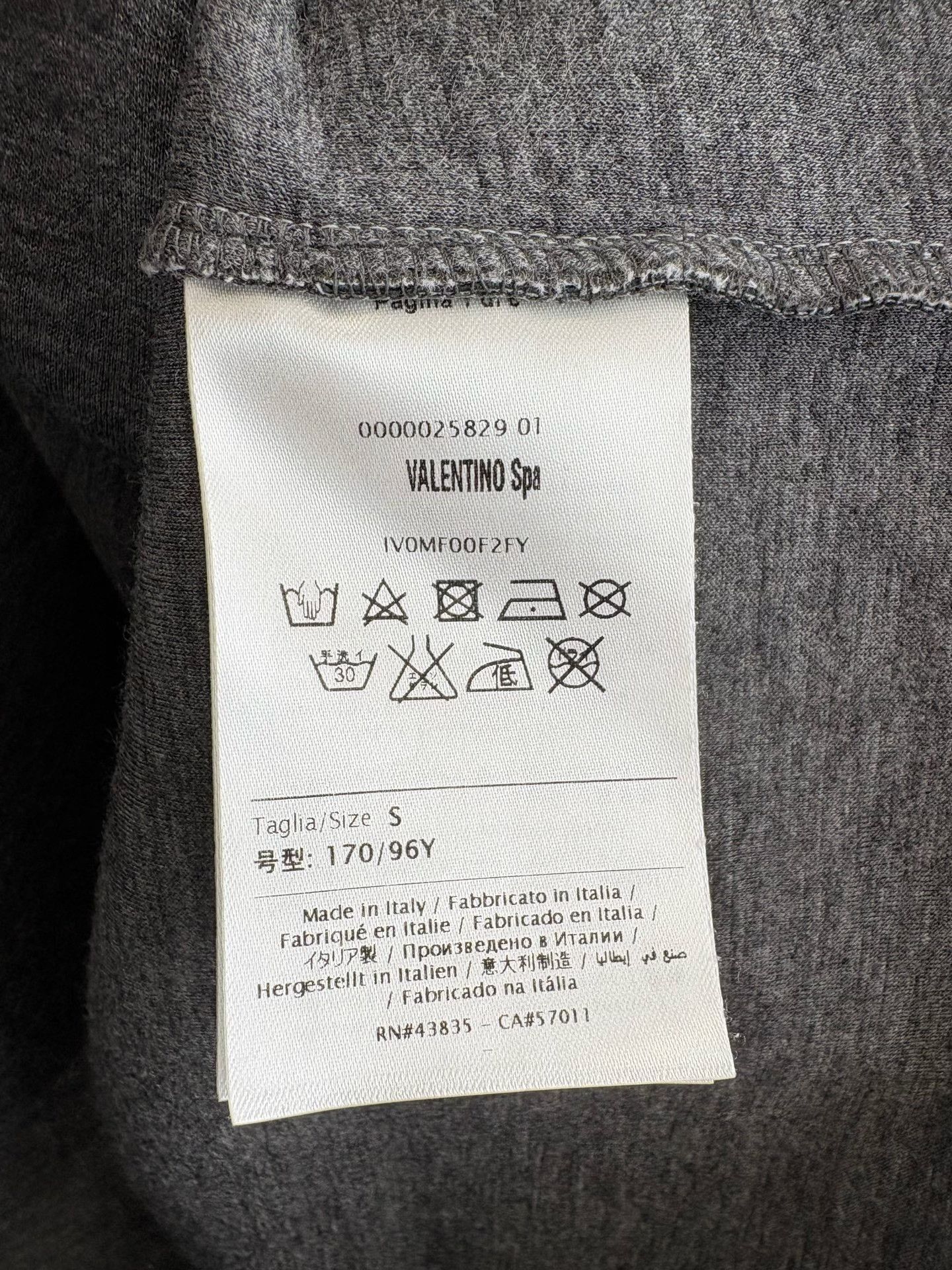 Valentino Valentino Contrast Paneled Sweatshirt Size S Size US S / EU 44-46 / 1 - 5 Thumbnail