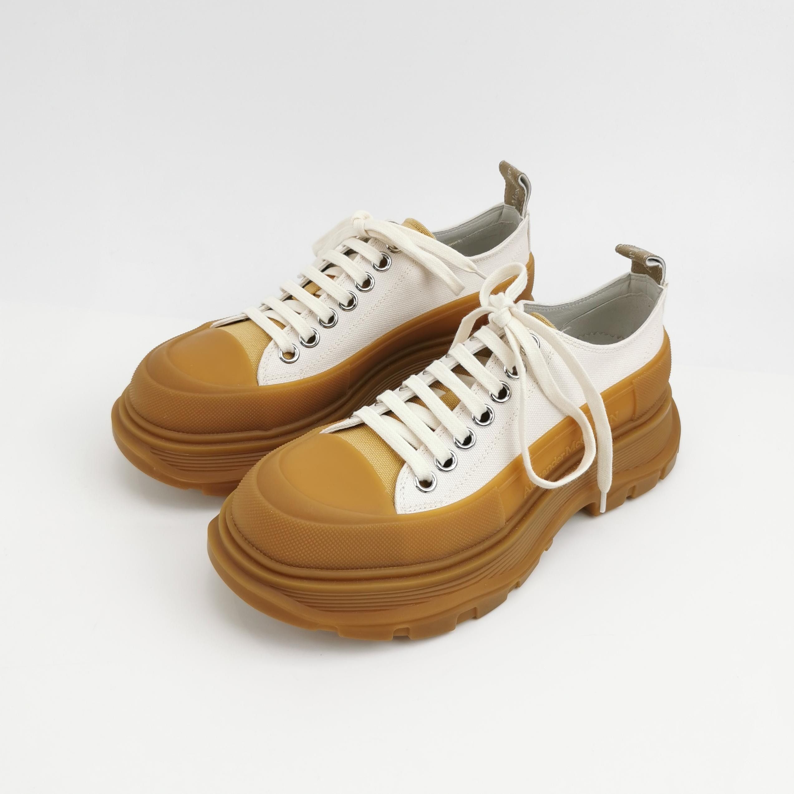 Alexander McQueen Alexander McQueen Women 8 Lowtop Sneakers Size US 8 / IT 38 - 2 Thumbnail