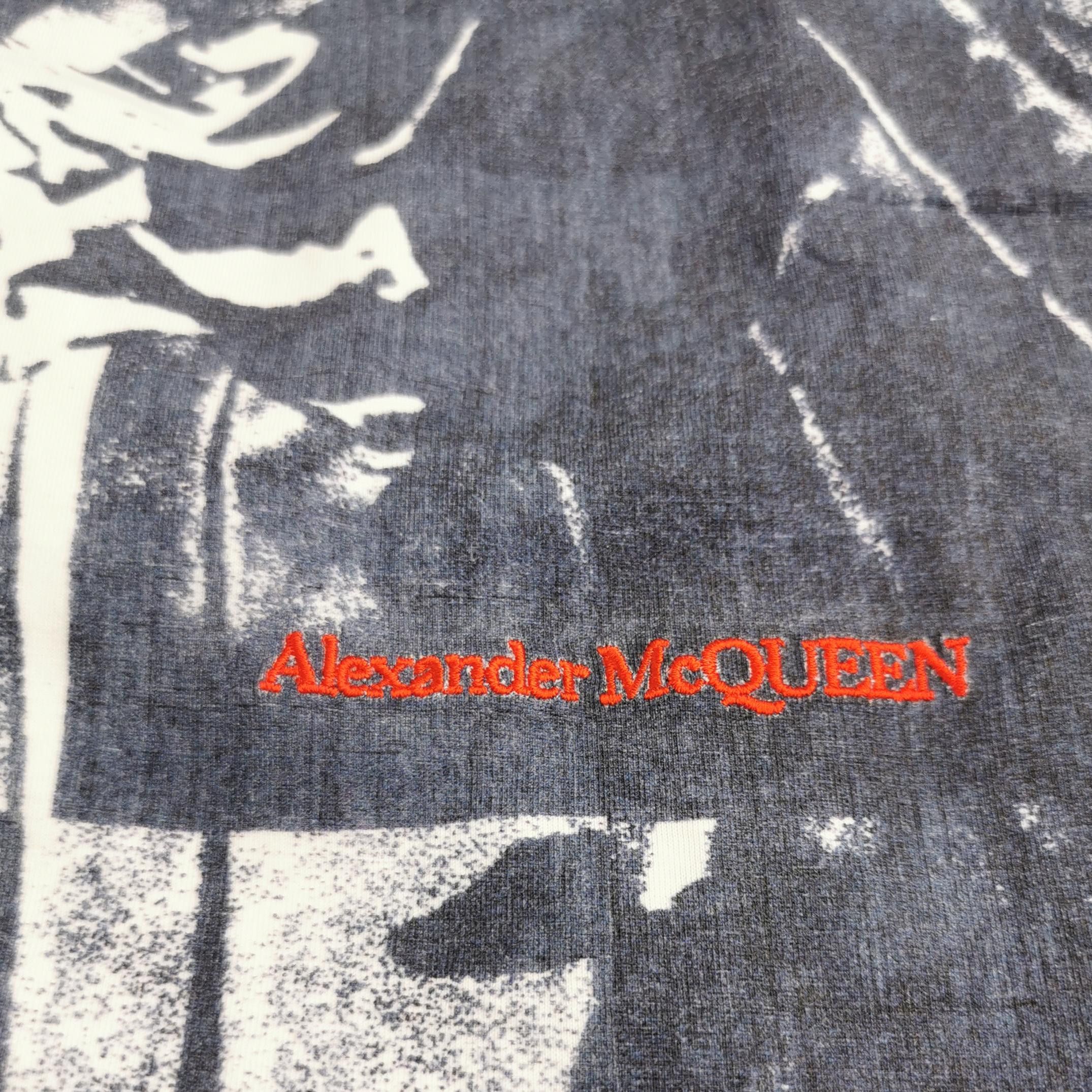 Alexander McQueen Alexander McQueen Women s Short Sleeve Shirts Size S / US 4 / IT 40 - 3 Thumbnail
