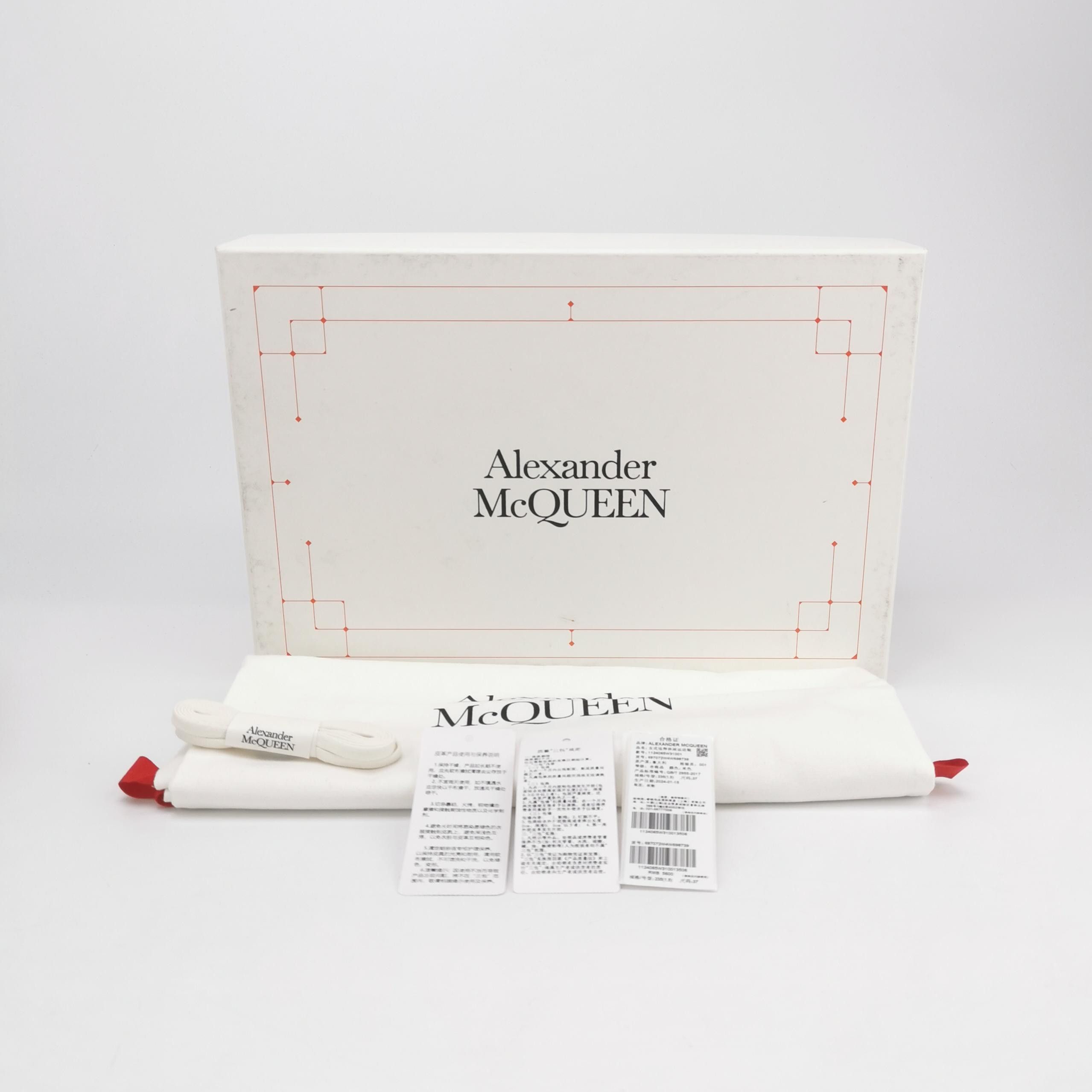 Alexander McQueen Alexander McQueen Women 7 Lowtop Sneakers Size US 7 / IT 37 - 6 Thumbnail