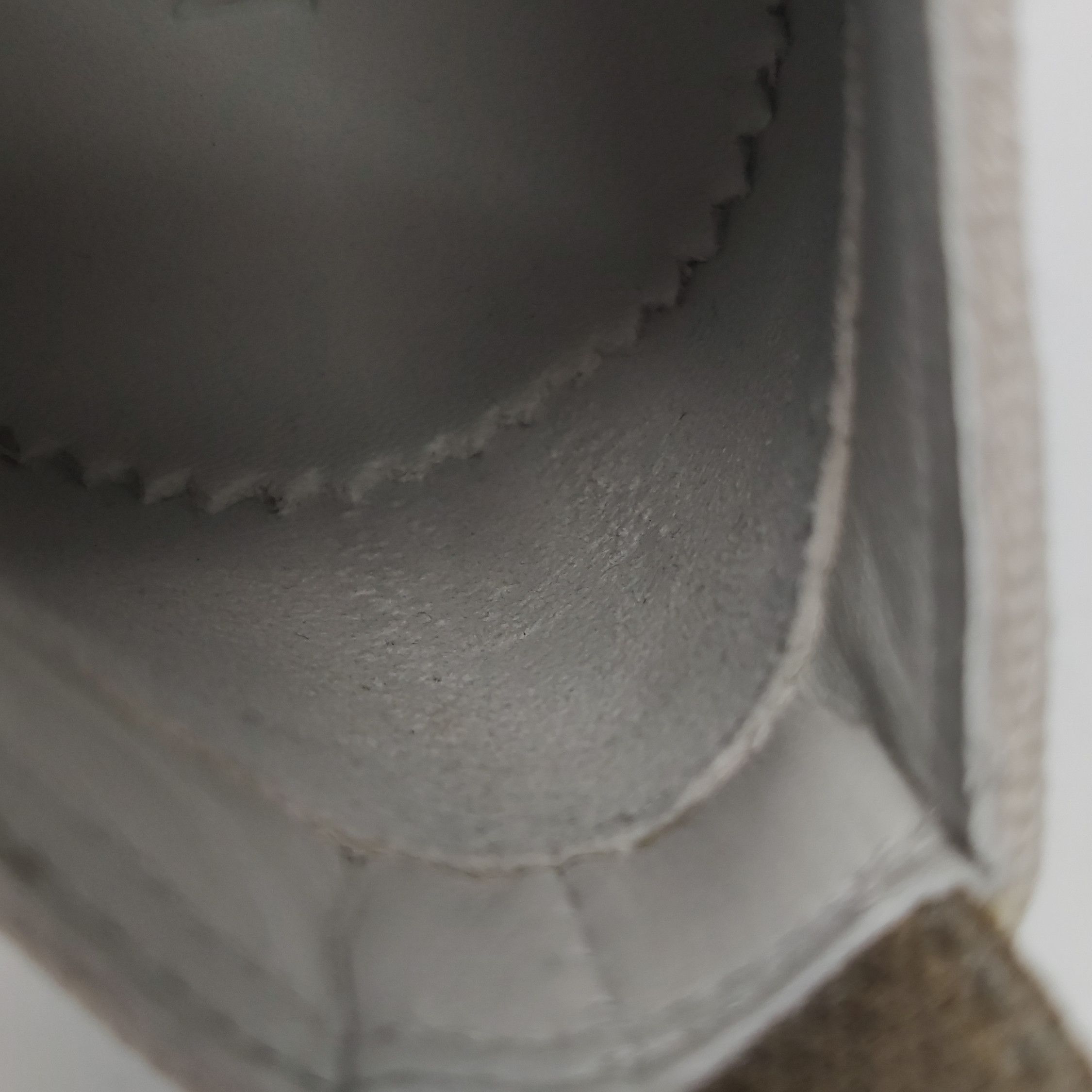 Alexander McQueen Alexander McQueen Women 7 Lowtop Sneakers Size US 7 / IT 37 - 8 Thumbnail