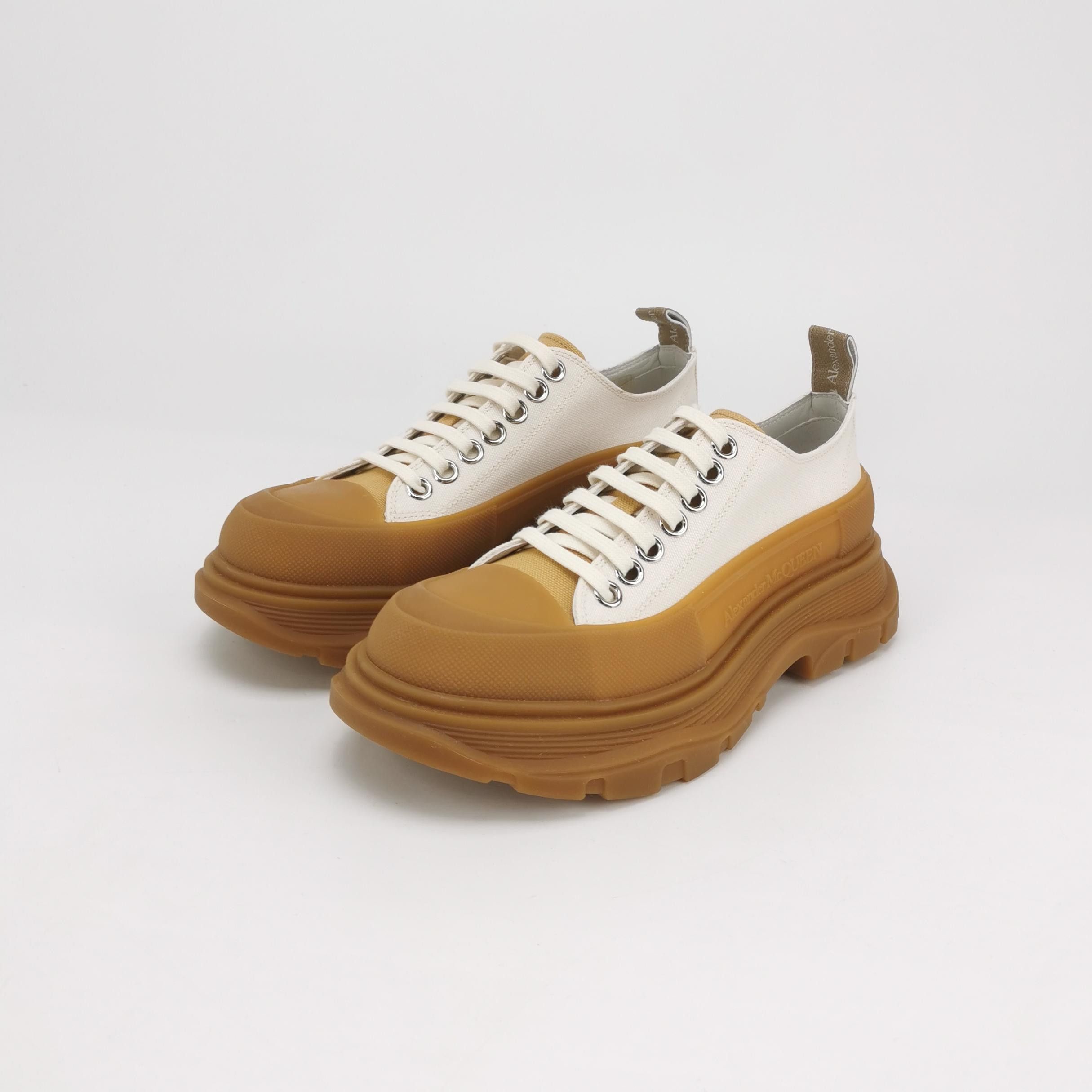 Alexander McQueen Alexander McQueen Women 7 Lowtop Sneakers Size US 7 / IT 37 - 2 Thumbnail