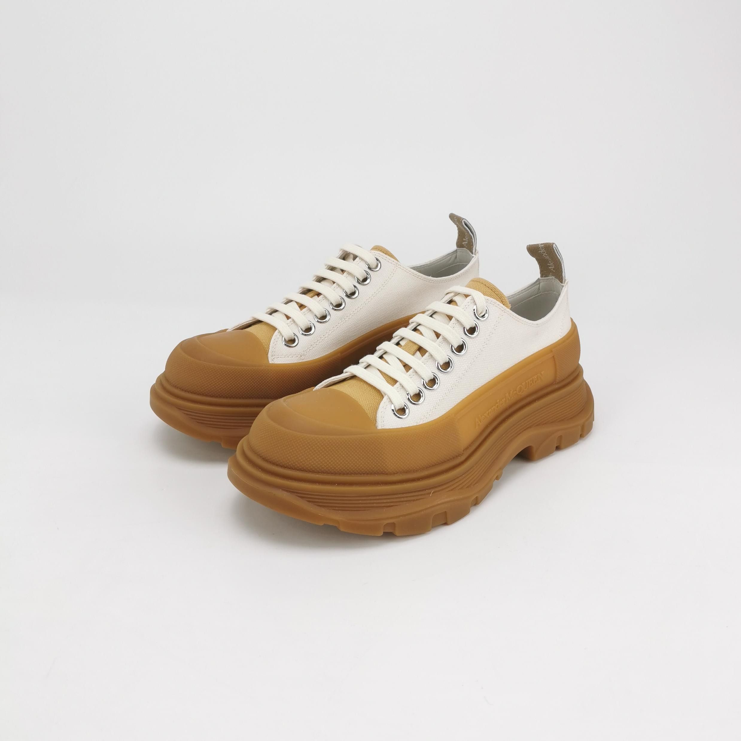 Alexander McQueen Alexander McQueen Women 7 Lowtop Sneakers Size US 7 / IT 37 - 2 Thumbnail