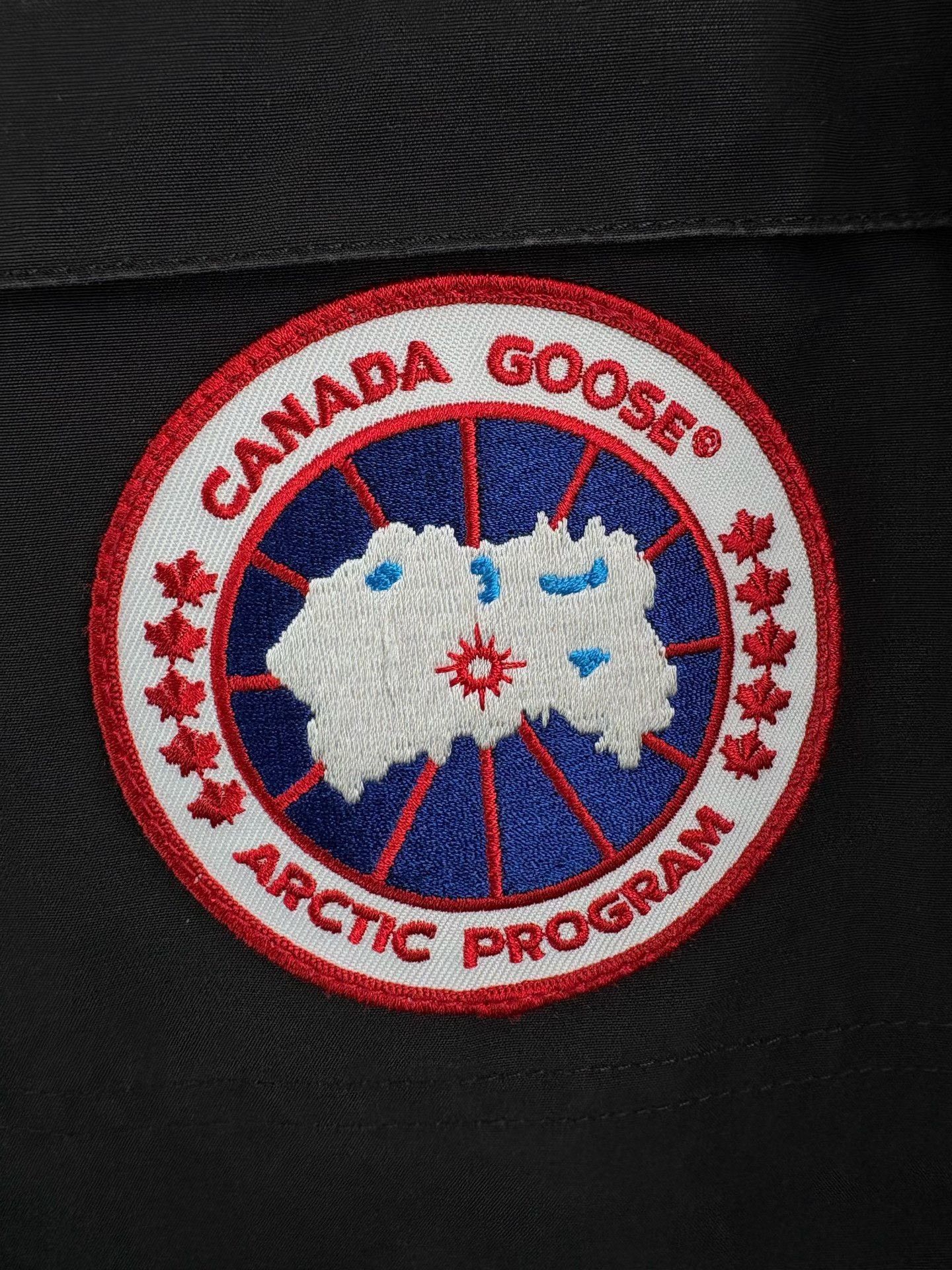 Canada Goose Canada Goose Expedition Fur Parka L Size US L / EU 52-54 / 3 - 4 Thumbnail