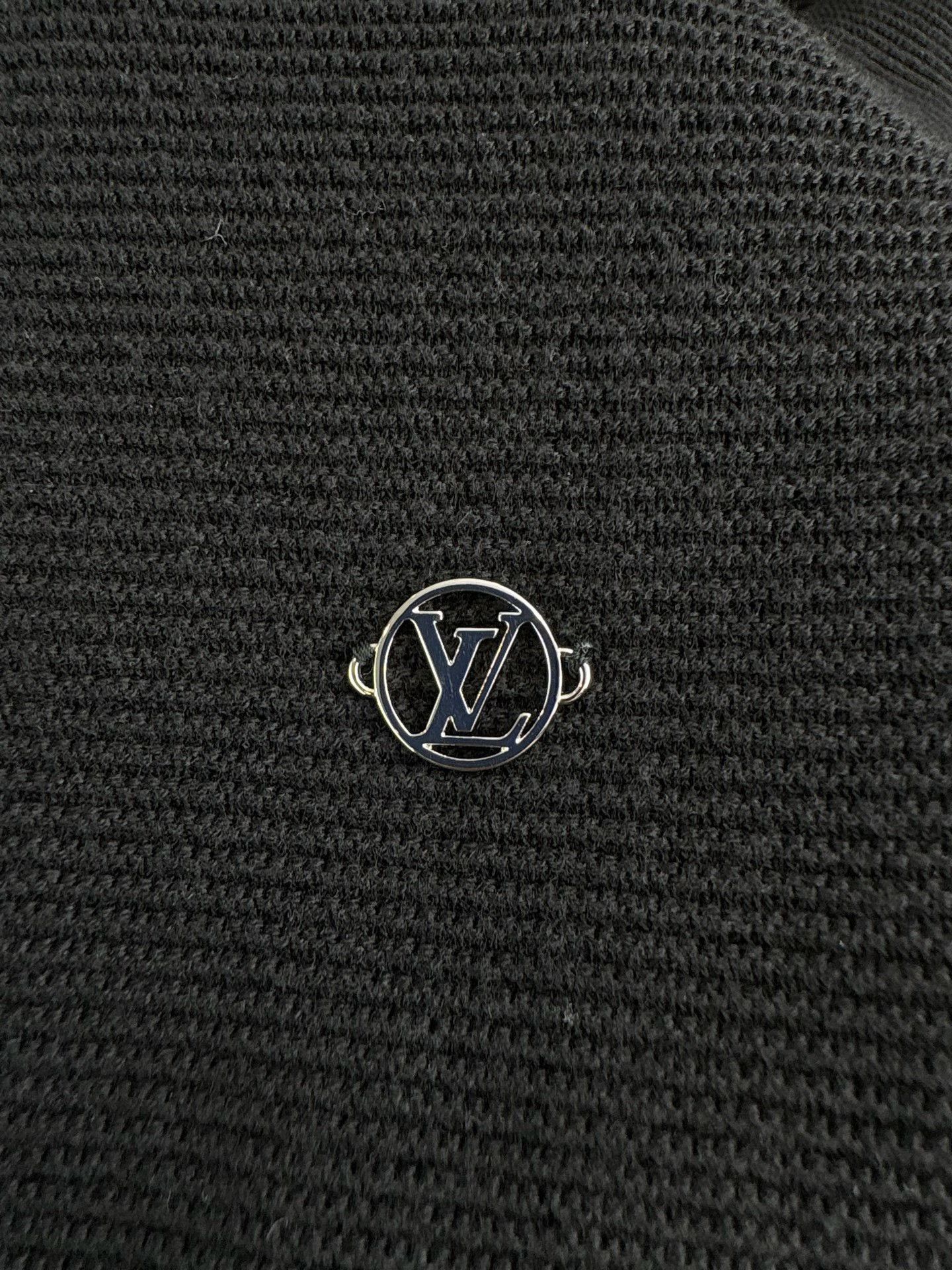 Louis Vuitton Louis Vuitton Metal Logo Knit Sweater XL Size US XL / EU 56 / 4 - 5 Thumbnail