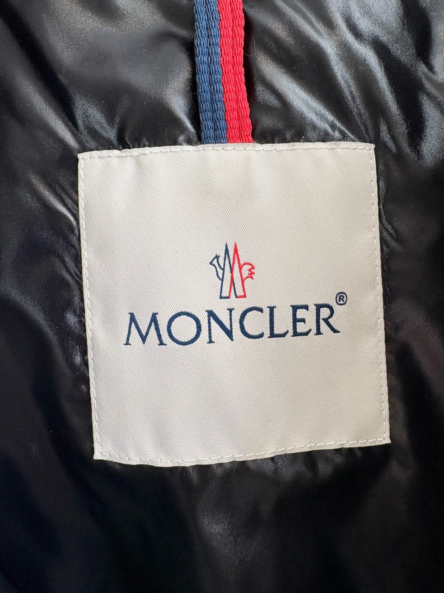 Moncler Moncler Banker Gilet Puffer Vest Size 6 Size US XXL / EU 58 / 5 - 5 Thumbnail