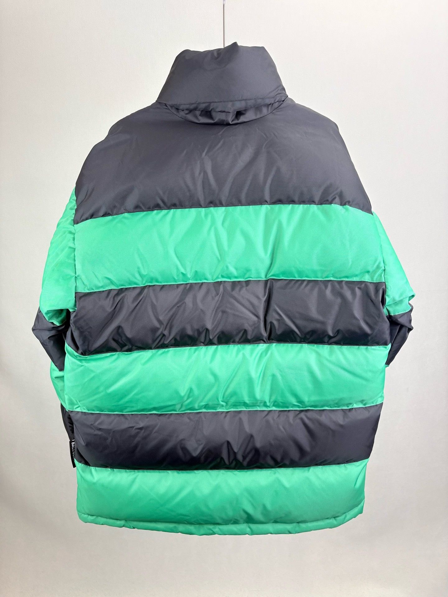 Balenciaga Balenciaga Colorblock Down Puffer Jacket 48 Size US M / EU 48-50 / 2 - 3 Thumbnail