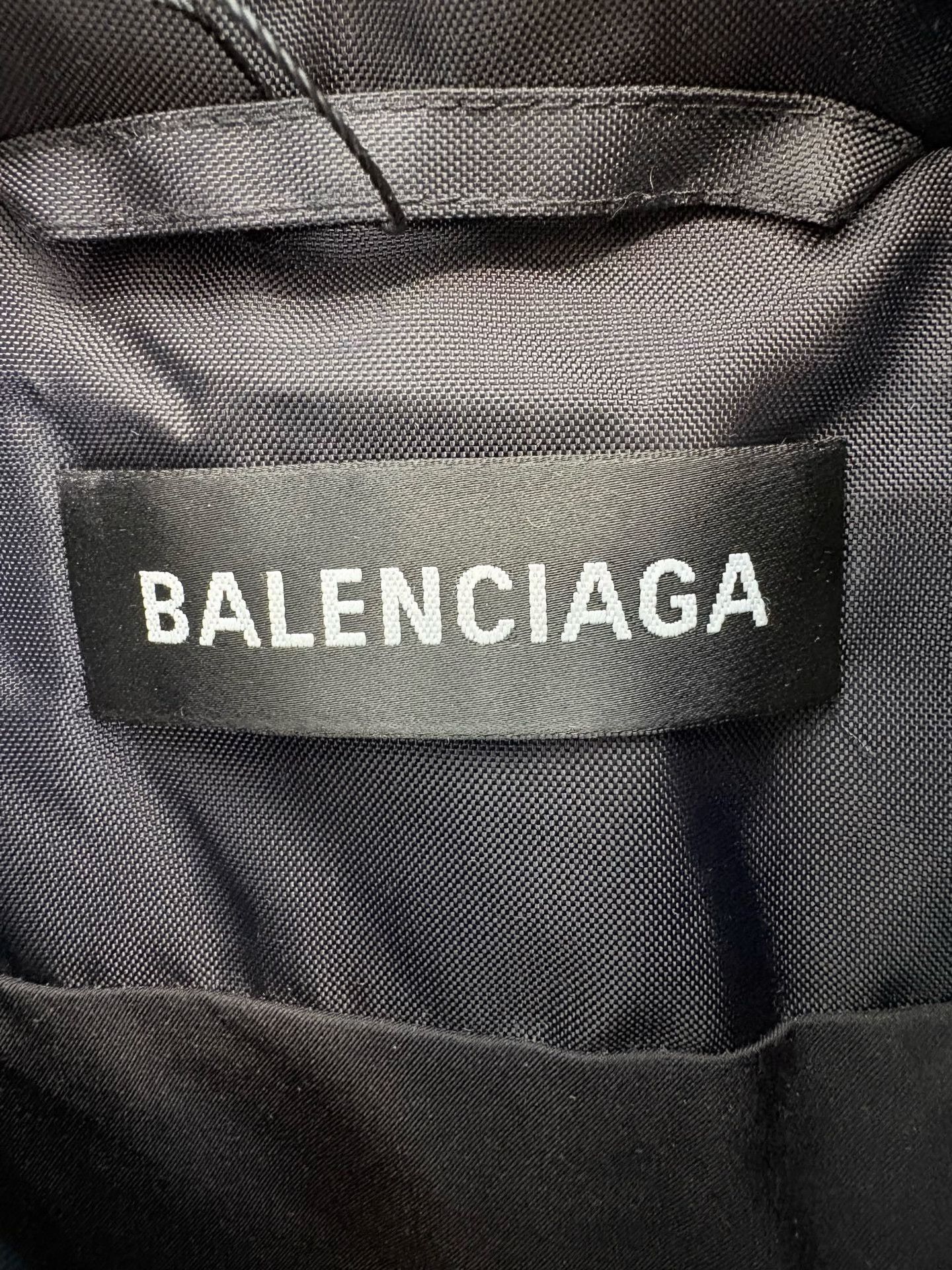 Balenciaga Balenciaga Colorblock Down Puffer Jacket 48 Size US M / EU 48-50 / 2 - 5 Thumbnail