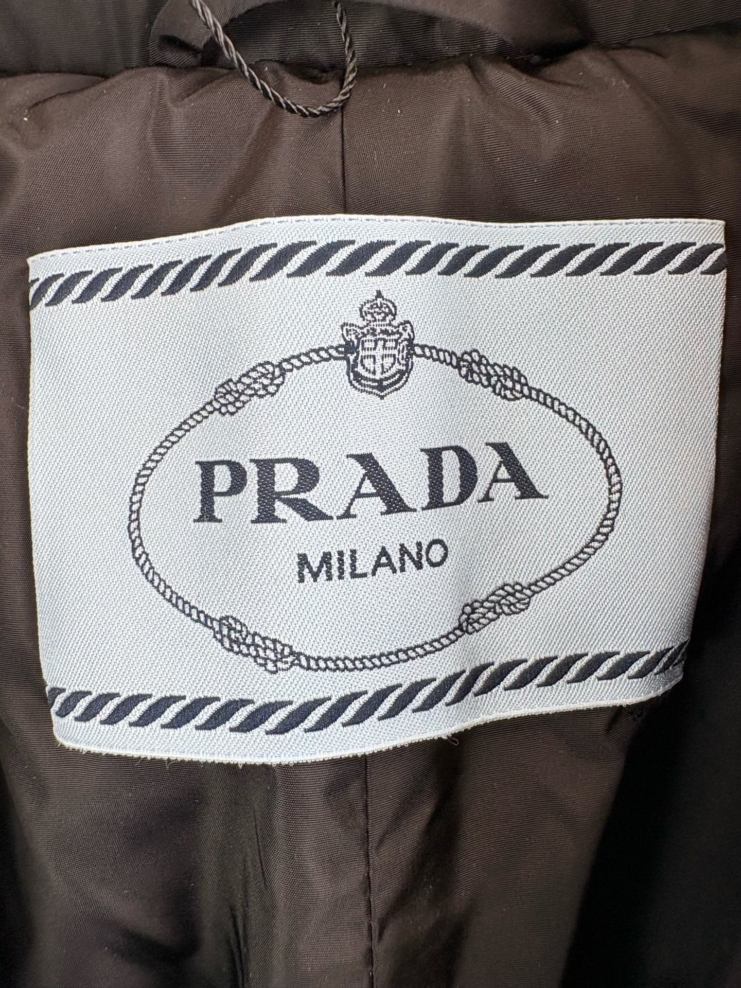 Prada Prada Re-Nylon Triangle Logo Quilted Down Coat 40 Size S / US 4 / IT 40 - 5 Thumbnail