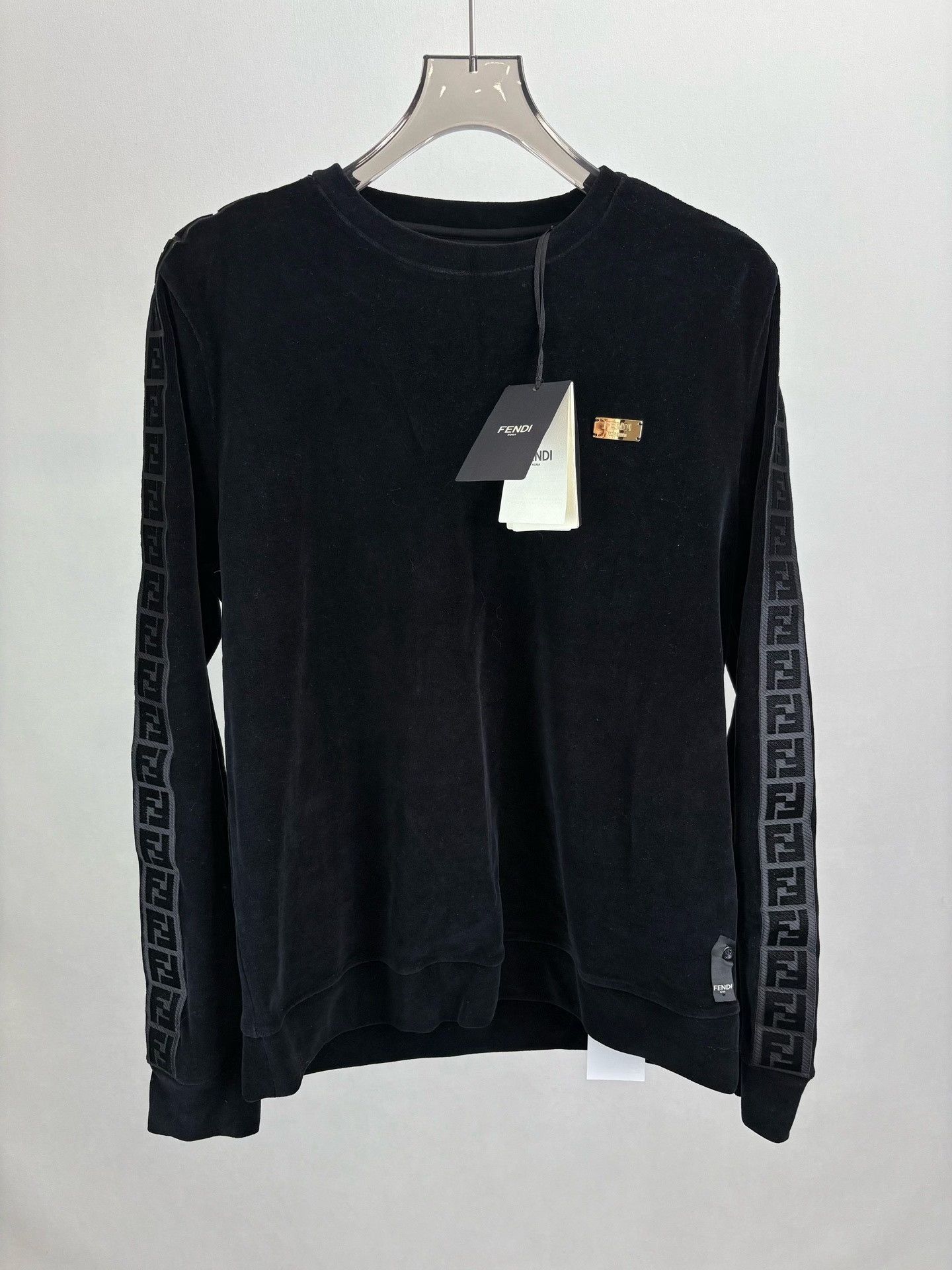 Fendi Fendi x Team Wang Chenille Logo Sweatshirt 50 Size US M / EU 48-50 / 2 - 2 Thumbnail