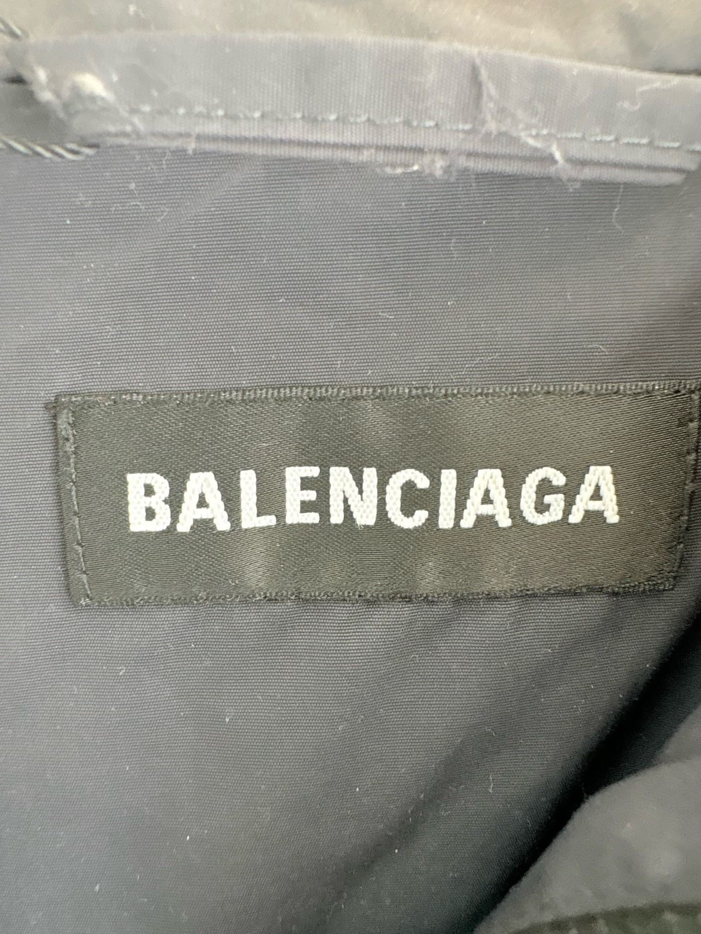 Balenciaga Balenciaga Embroidered BB Logo Windbreaker Size 44 Size US S / EU 44-46 / 1 - 5 Thumbnail