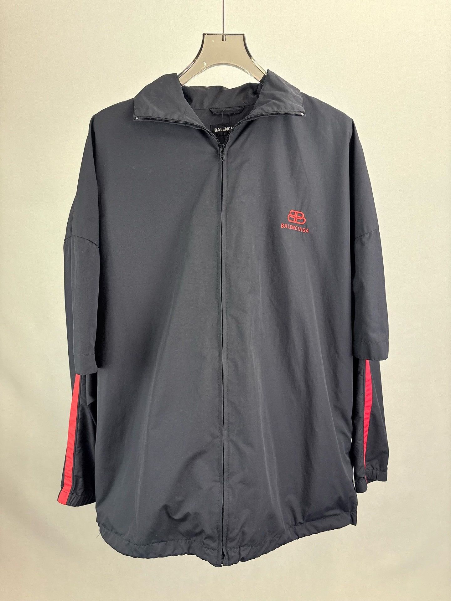 Balenciaga Balenciaga Embroidered BB Logo Windbreaker Size 44 Size US S / EU 44-46 / 1 - 2 Thumbnail