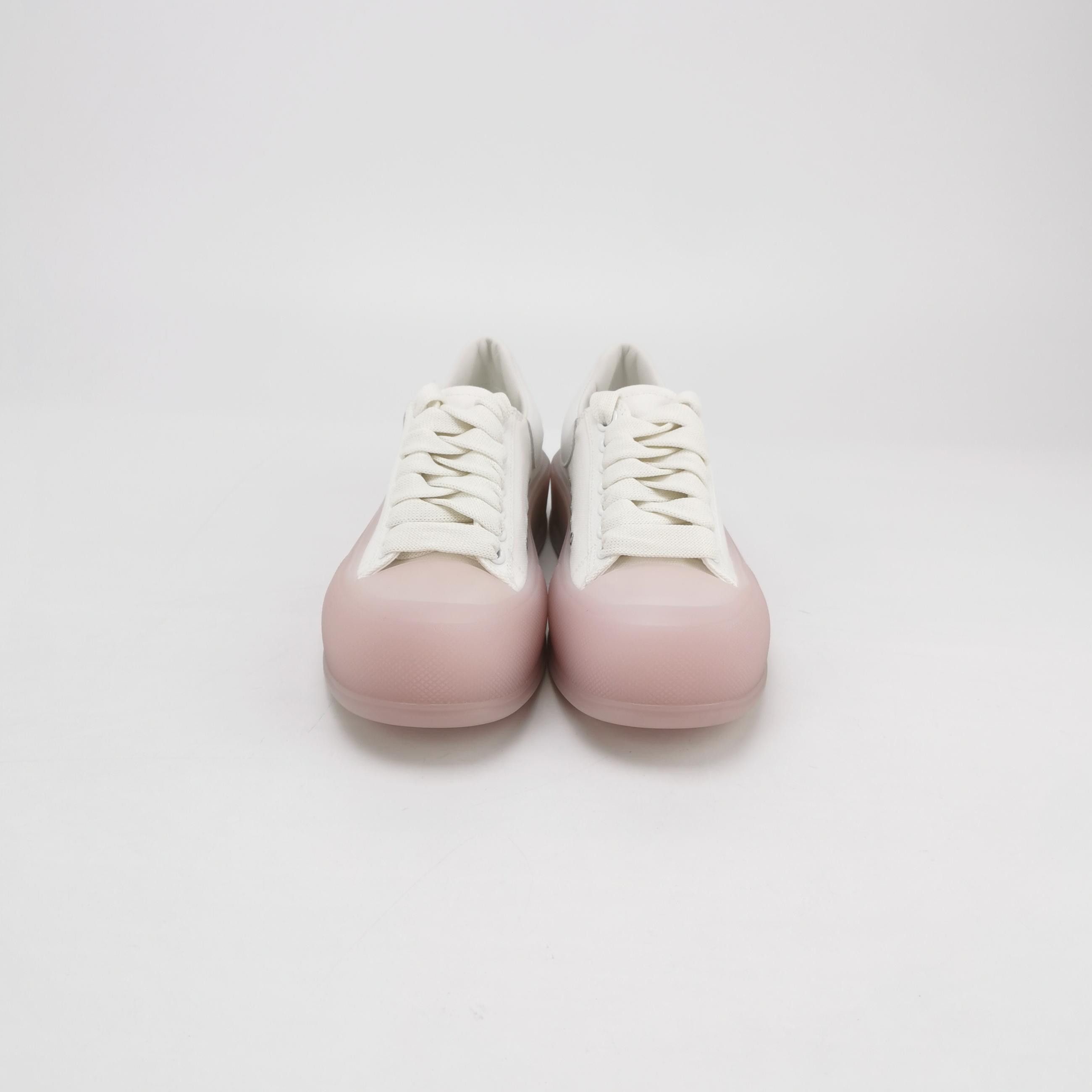 Alexander McQueen Alexander McQueen Women 5 Lowtop Sneakers Size US 5 / IT 35 - 3 Thumbnail