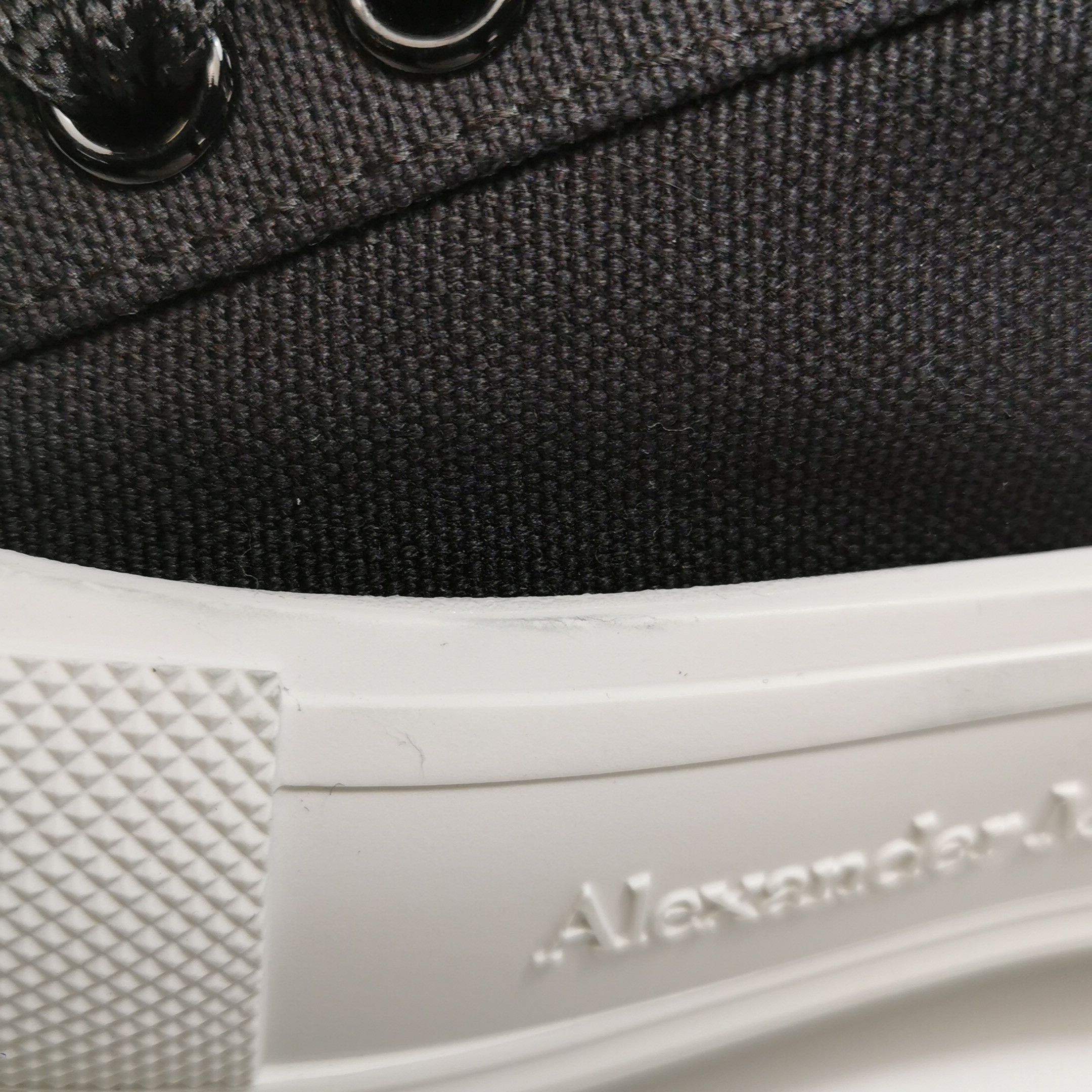 Alexander McQueen Alexander McQueen Women 6 Lowtop Sneakers Size US 6 / IT 36 - 8 Thumbnail