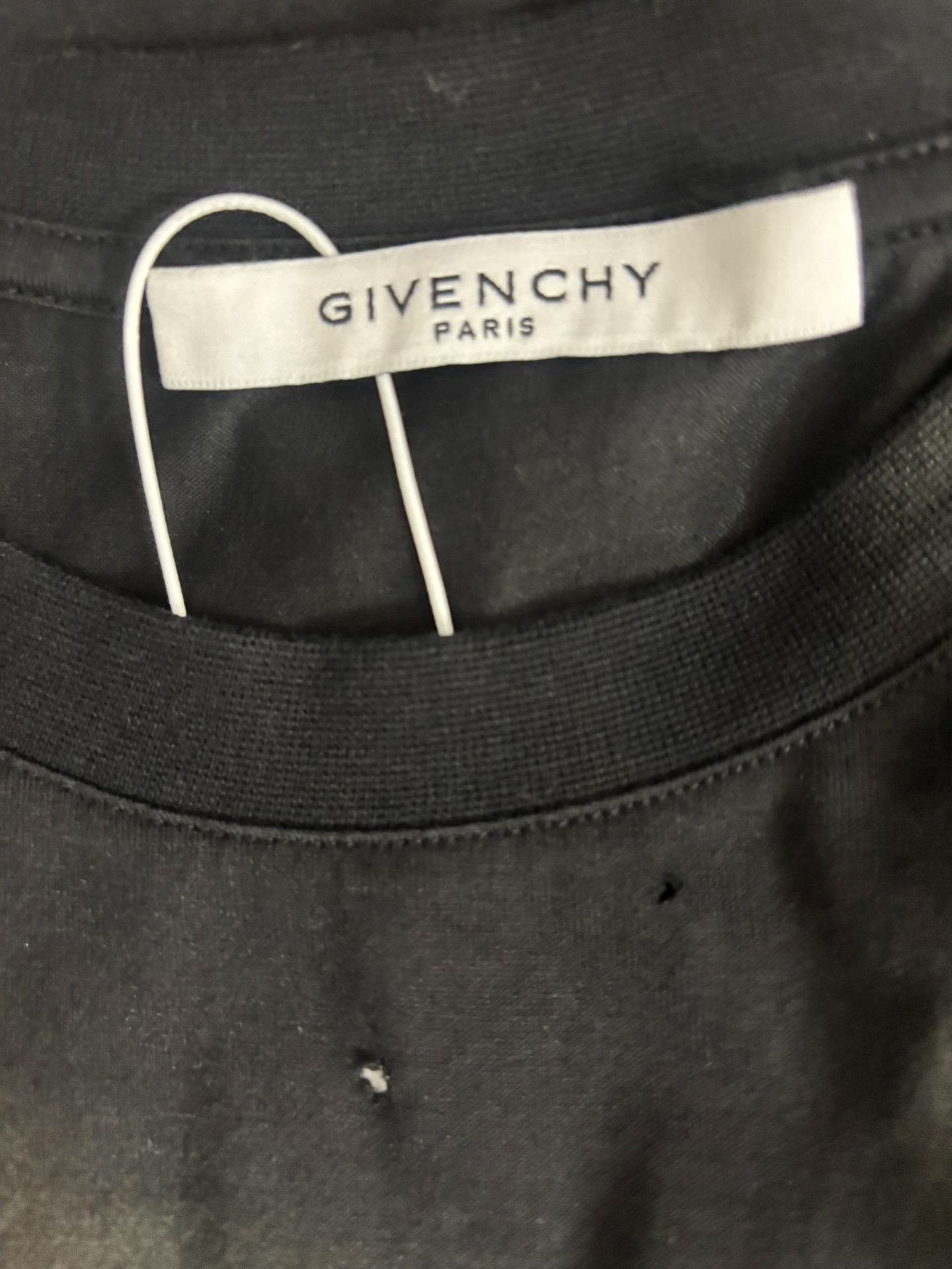 Givenchy Givenchy Distressed Logo T-Shirt Size M Size US M / EU 48-50 / 2 - 4 Thumbnail