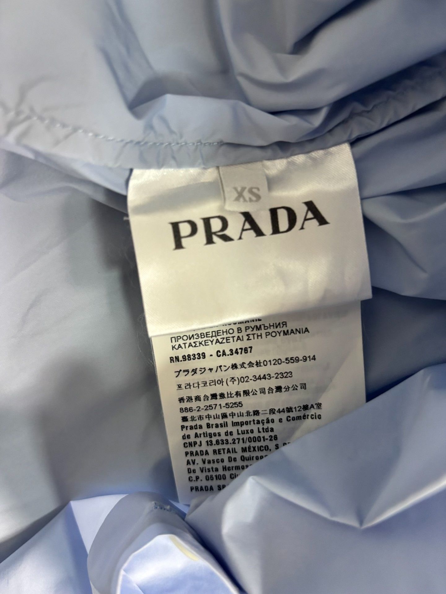 Prada Prada Bicolor Logo Patch Short Sleeve Shirt XS Size US XS / EU 42 / 0 - 5 Thumbnail