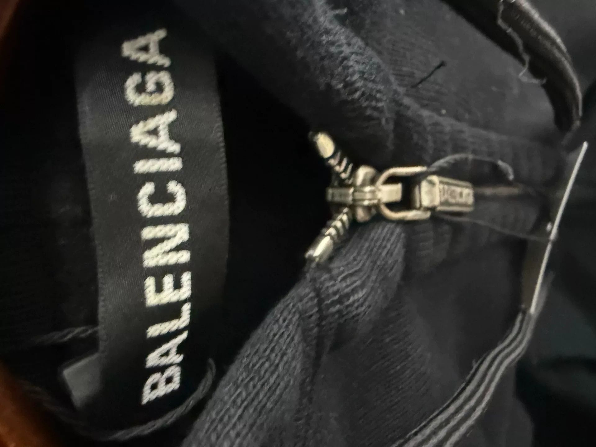 Balenciaga Balenciaga Techno Logo Zip Hoodie L Size US L / EU 52-54 / 3 - 3 Thumbnail
