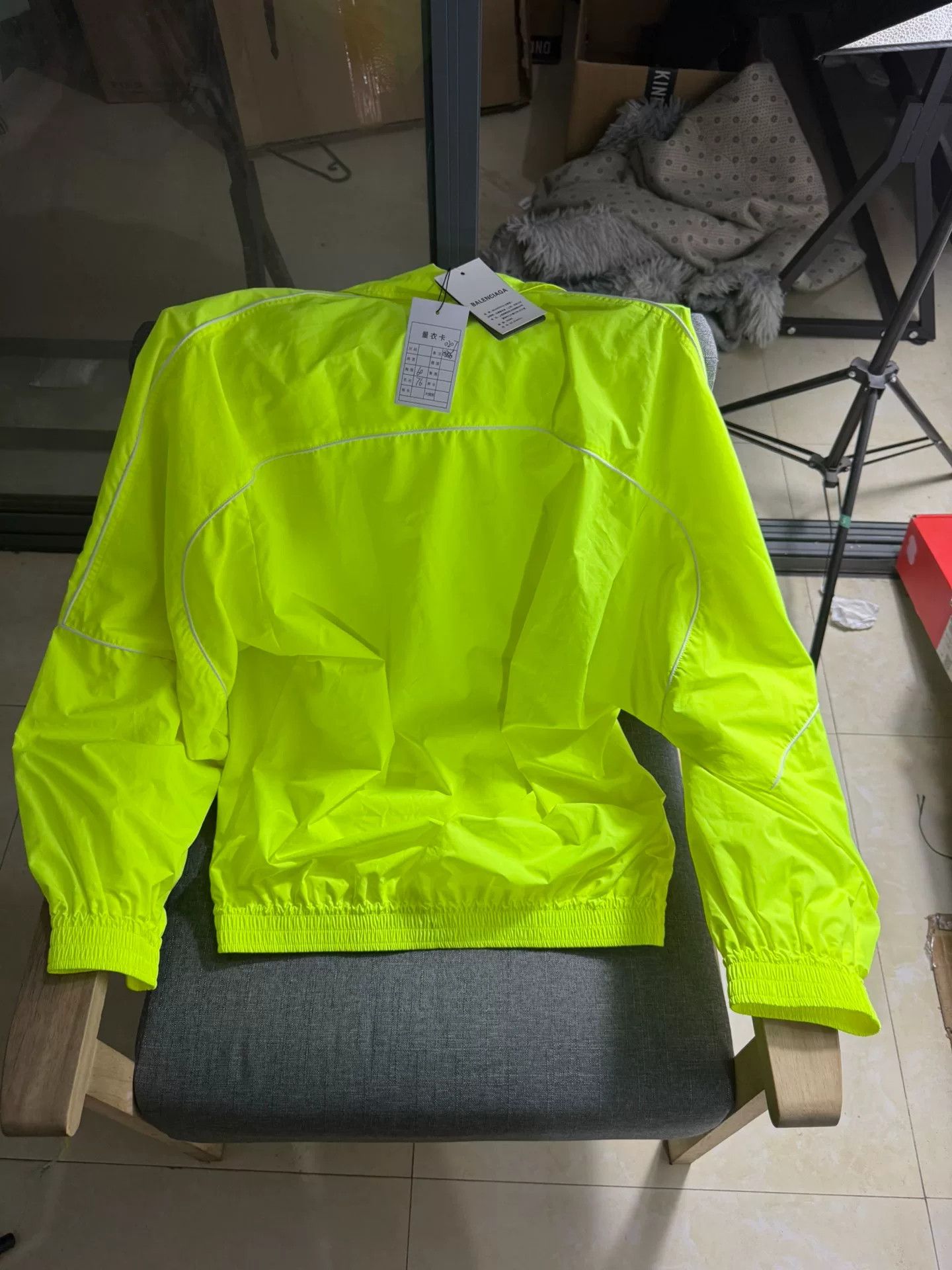Balenciaga Balenciaga Neon Zip-Up Track Jacket Size 34 Size XS / US 0-2 / IT 36-38 - 6 Thumbnail
