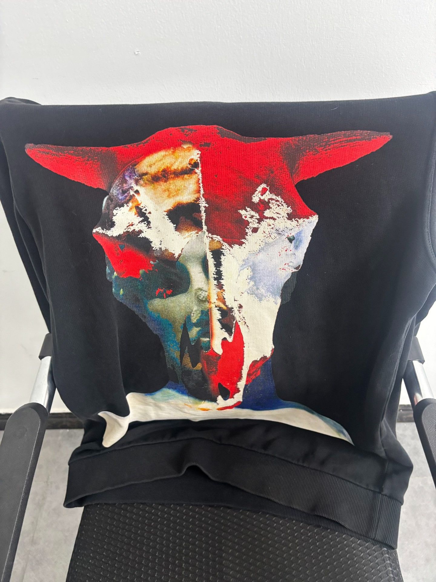 Givenchy Givenchy Abstract Skull Print Sweatshirt Size M Size US M / EU 48-50 / 2 - 2 Thumbnail