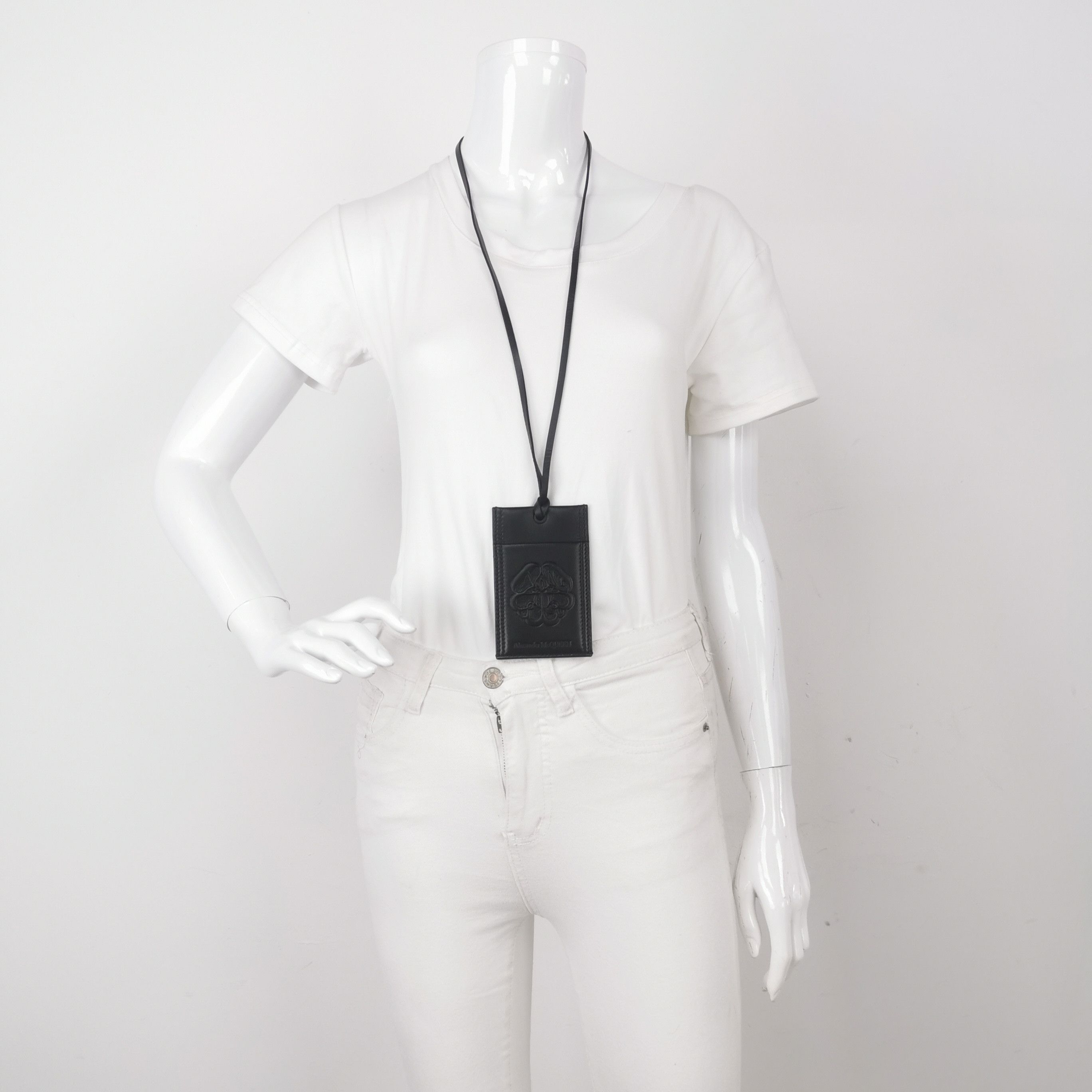Alexander McQueen Alexander McQueen Women m Short Sleeve Shirts Size M / US 6-8 / IT 42-44 - 2 Thumbnail