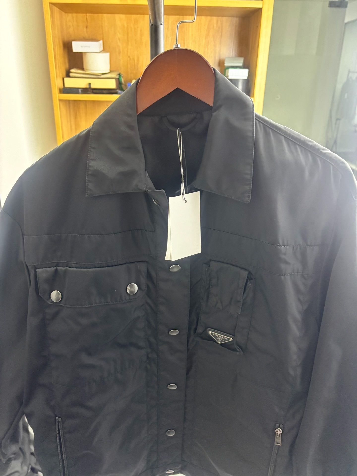 Prada Prada Re-Nylon Triangle Logo Jacket IT 36 Size XS / US 0-2 / IT 36-38 - 2 Thumbnail