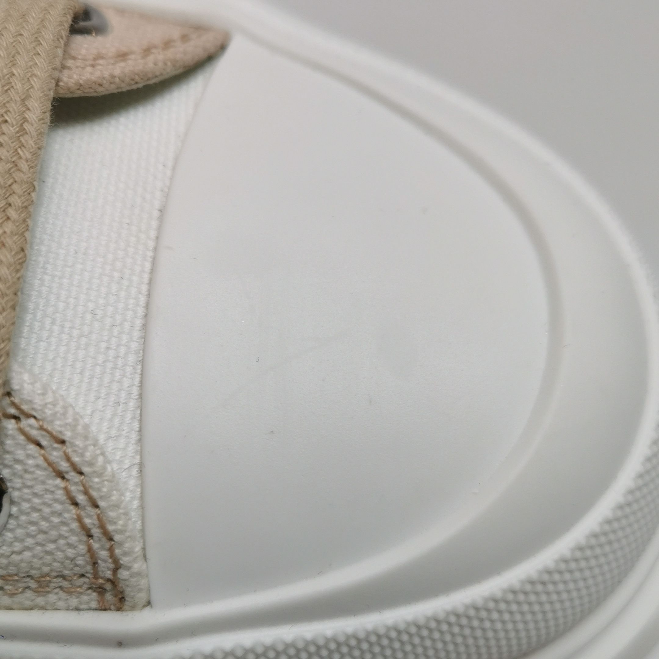 Alexander McQueen Alexander McQueen Women 7 Lowtop Sneakers Size US 7 / IT 37 - 13 Thumbnail