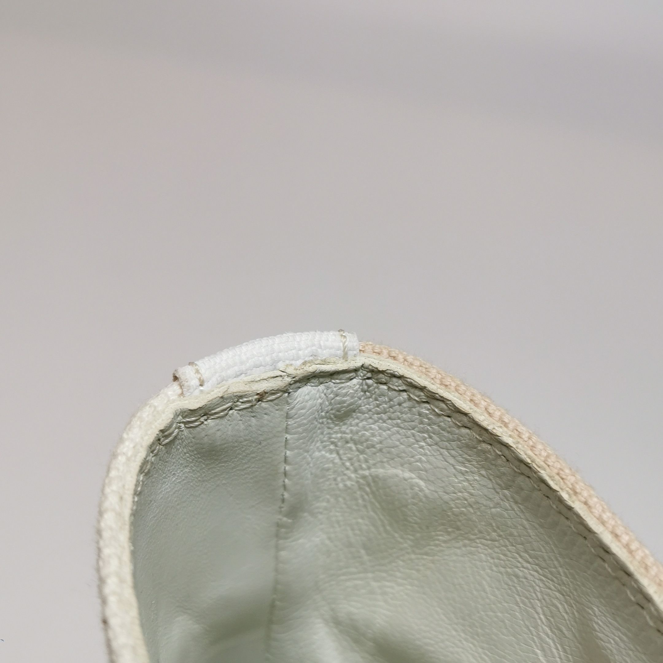 Alexander McQueen Alexander McQueen Women 7 Lowtop Sneakers Size US 7 / IT 37 - 9 Thumbnail