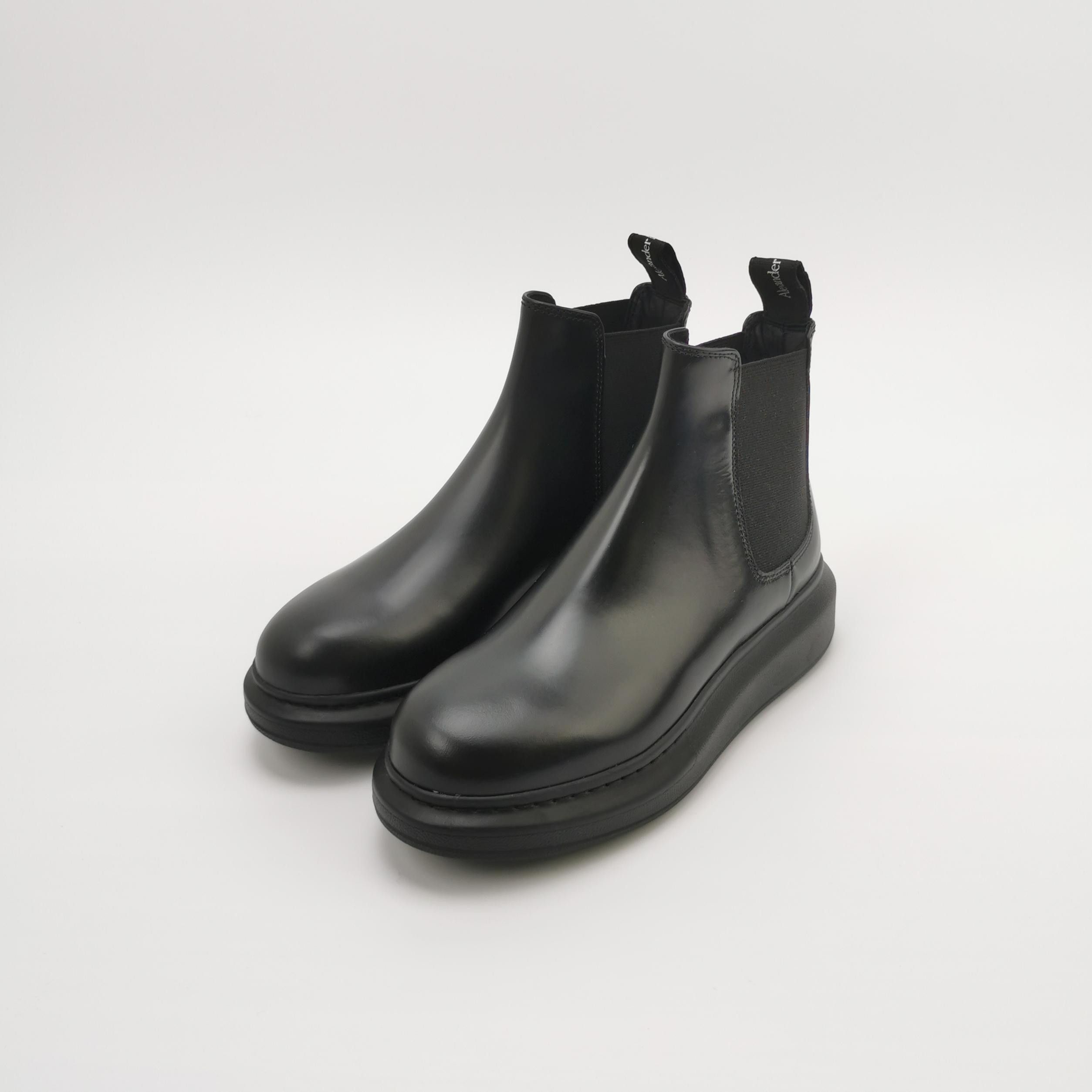 Alexander McQueen Alexander McQueen Women 5 Boots Size US 5 / IT 35 - 2 Thumbnail