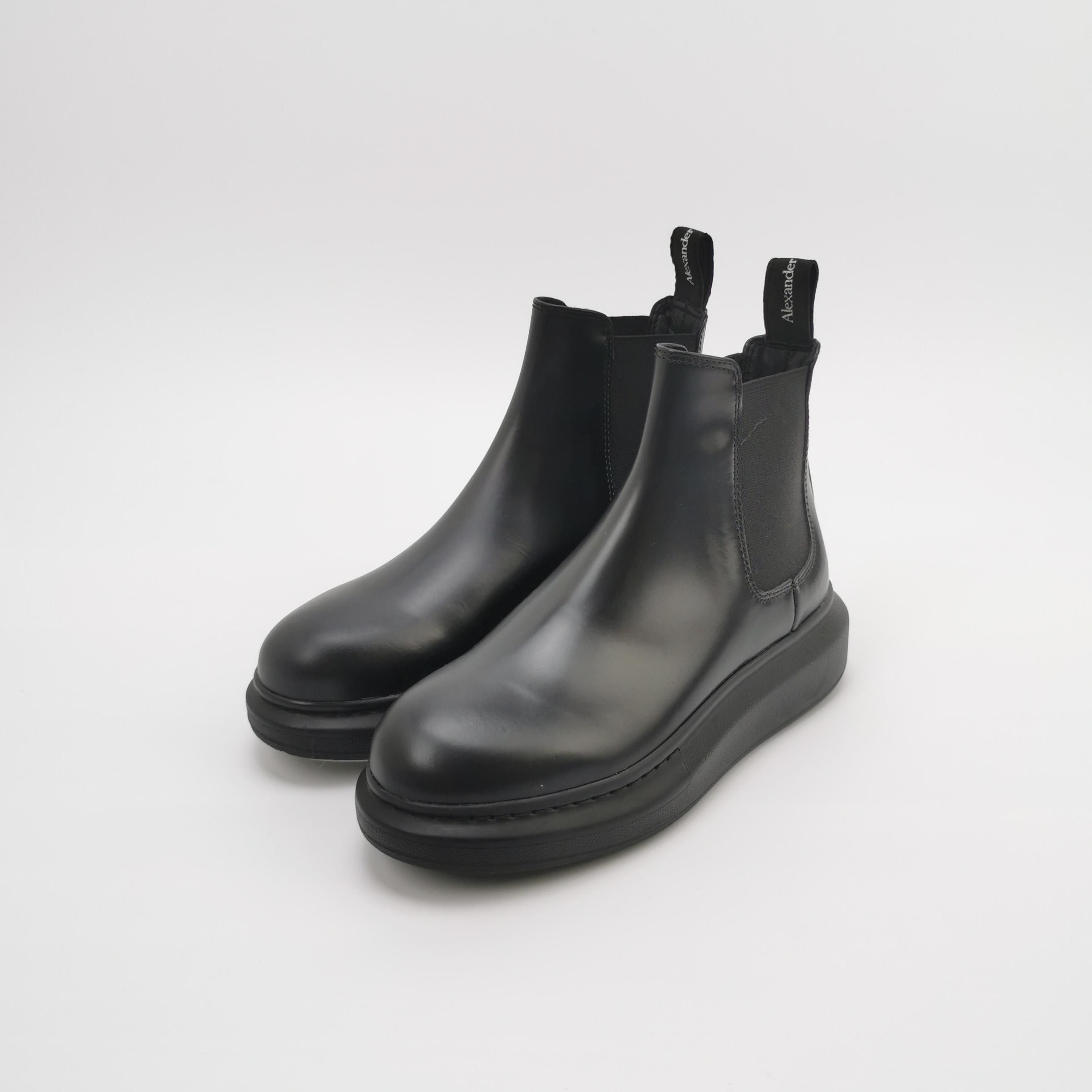 Alexander McQueen Alexander McQueen Women 5 Boots Size US 5 / IT 35 - 2 Thumbnail