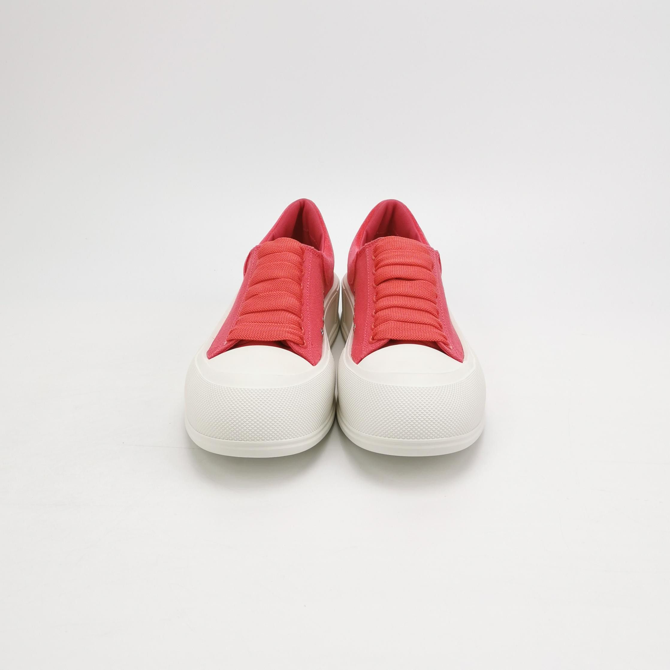 Alexander McQueen Alexander McQueen Women 7 Lowtop Sneakers Size US 7 / IT 37 - 3 Thumbnail