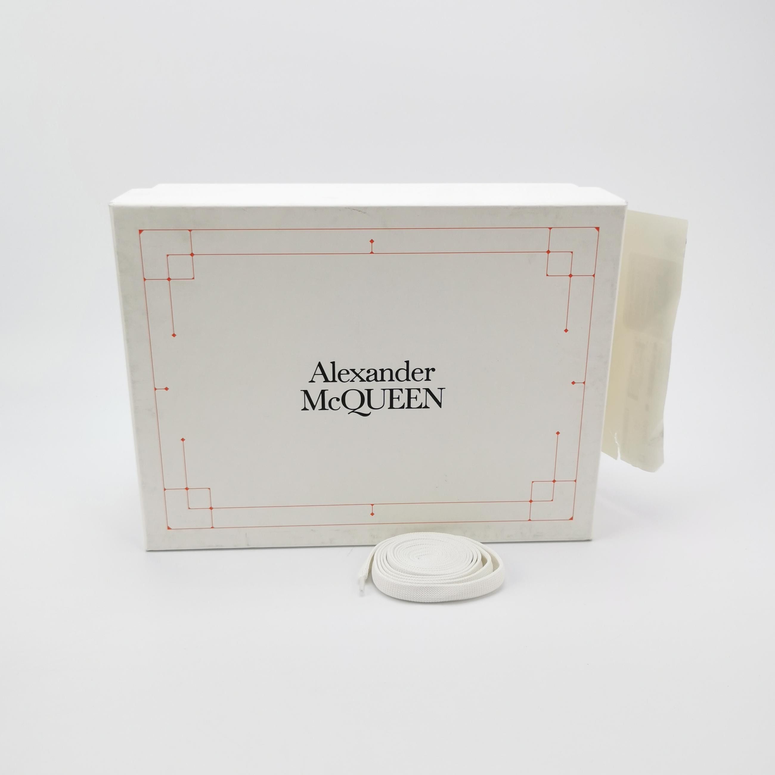 Alexander McQueen Alexander McQueen Women 9 Lowtop Sneakers Size US 9 / IT 39 - 6 Thumbnail