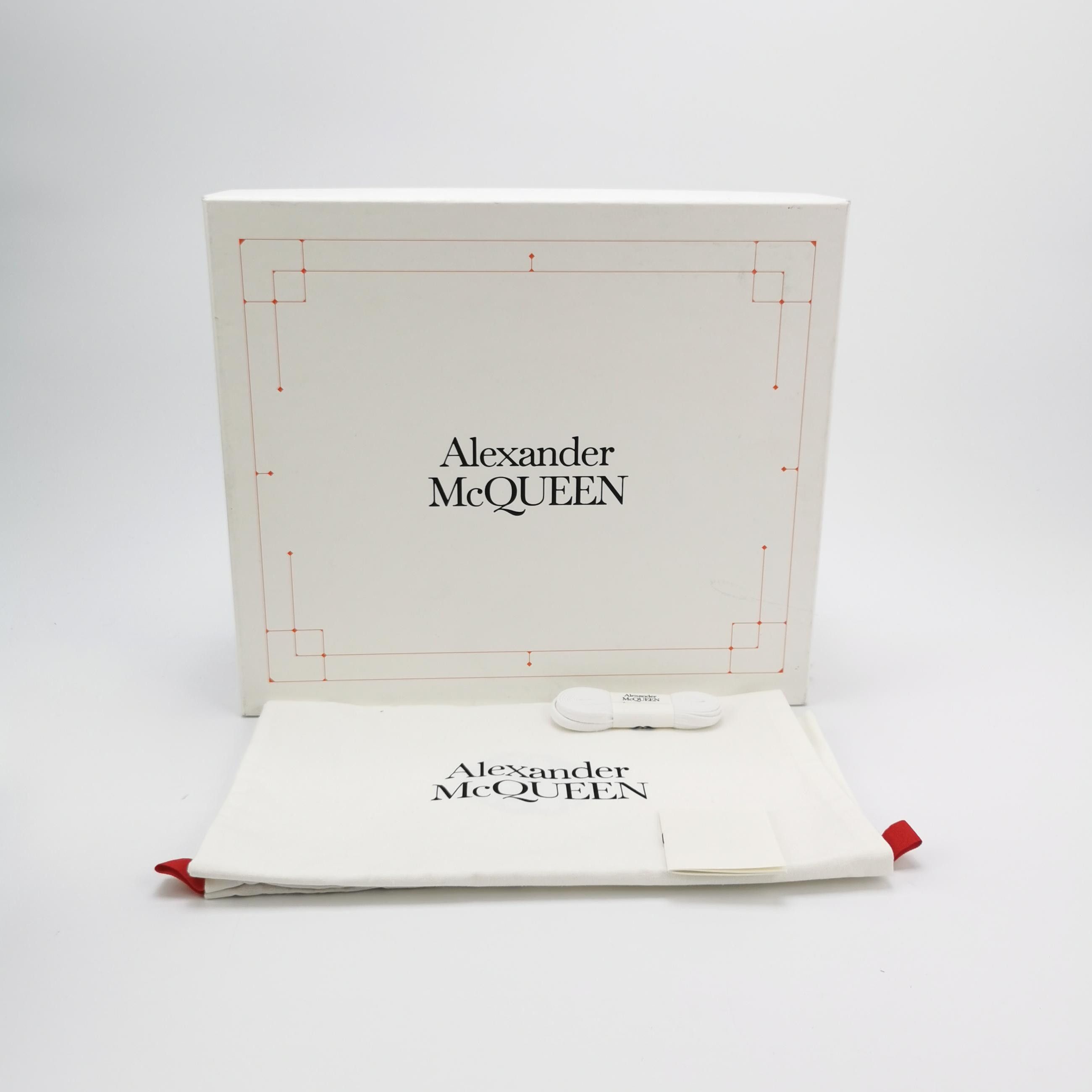 Alexander McQueen Alexander McQueen Women 5 Boots Size US 5 / IT 35 - 6 Thumbnail