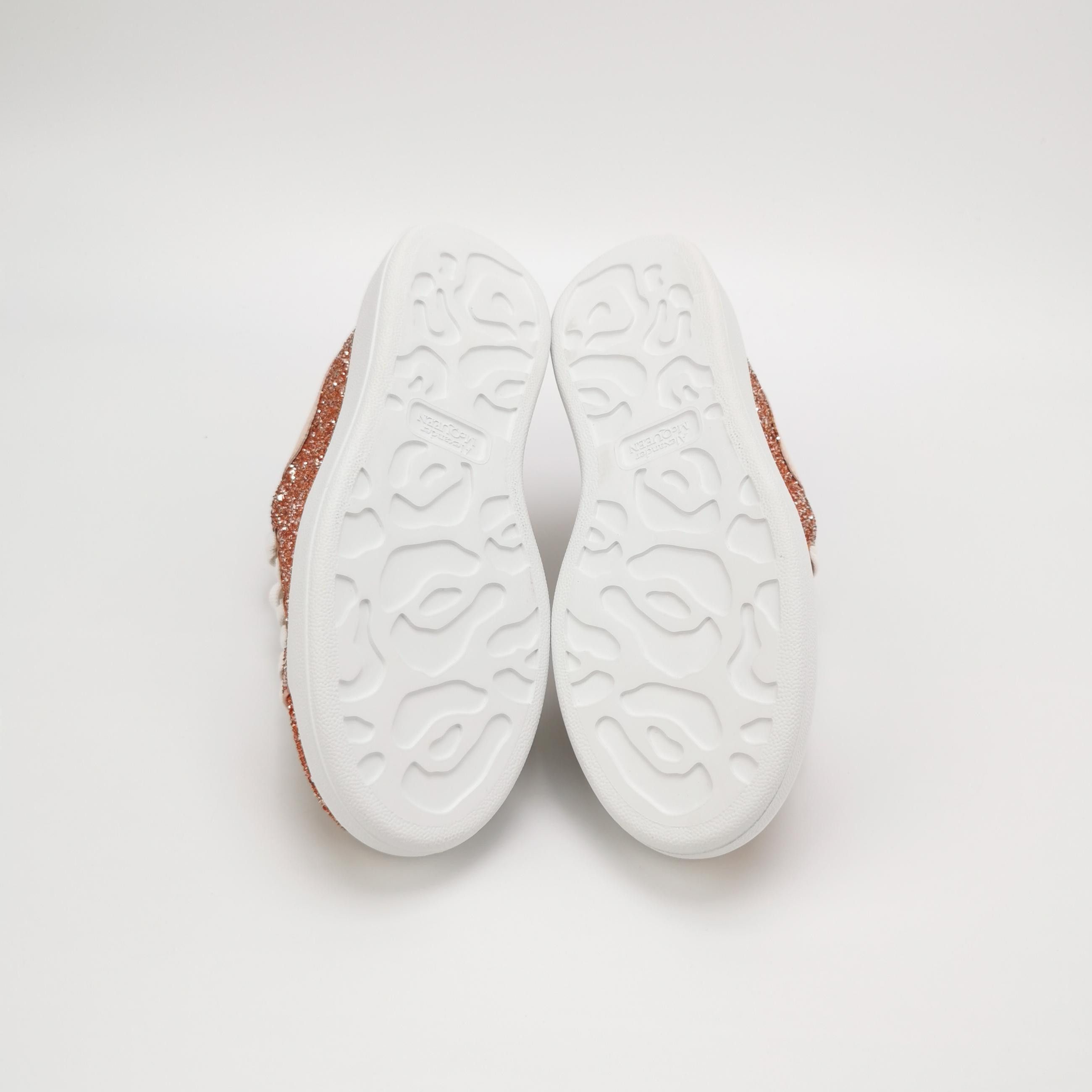 Alexander McQueen Alexander McQueen Women 6 Lowtop Sneakers Size US 6 / IT 36 - 5 Thumbnail