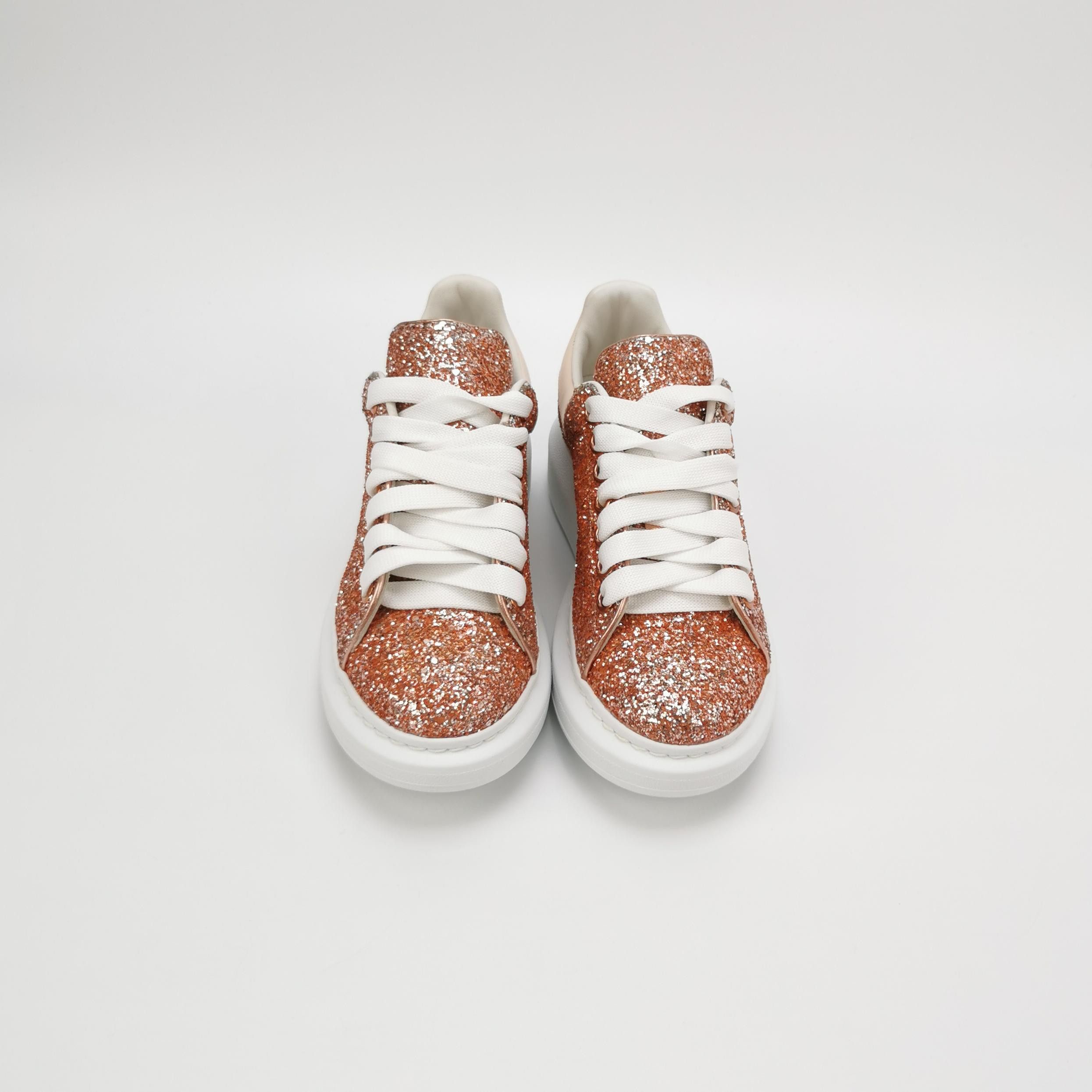 Alexander McQueen Alexander McQueen Women 6 Lowtop Sneakers Size US 6 / IT 36 - 3 Thumbnail