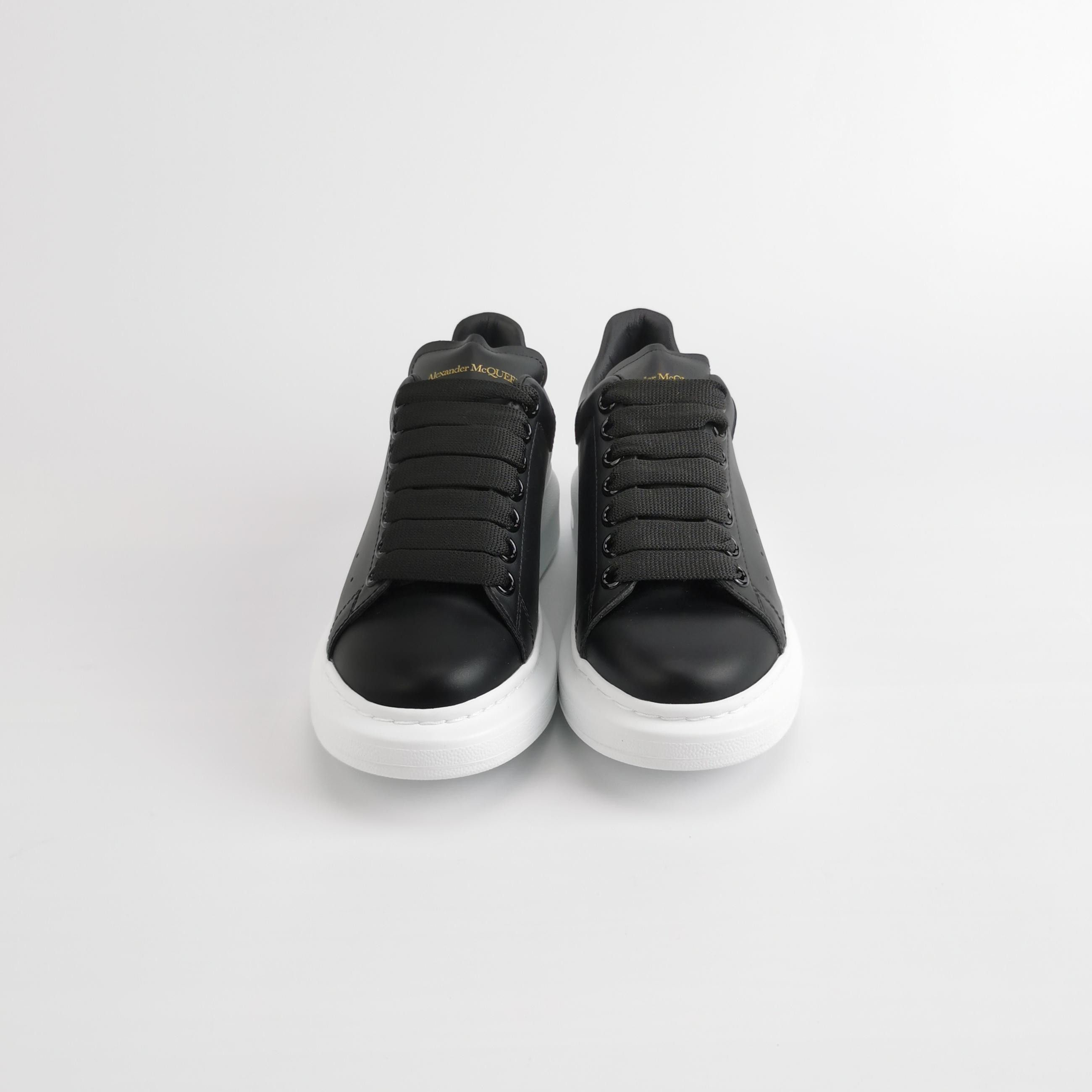 Alexander McQueen Alexander McQueen Women 5 Lowtop Sneakers Size US 5 / IT 35 - 3 Thumbnail