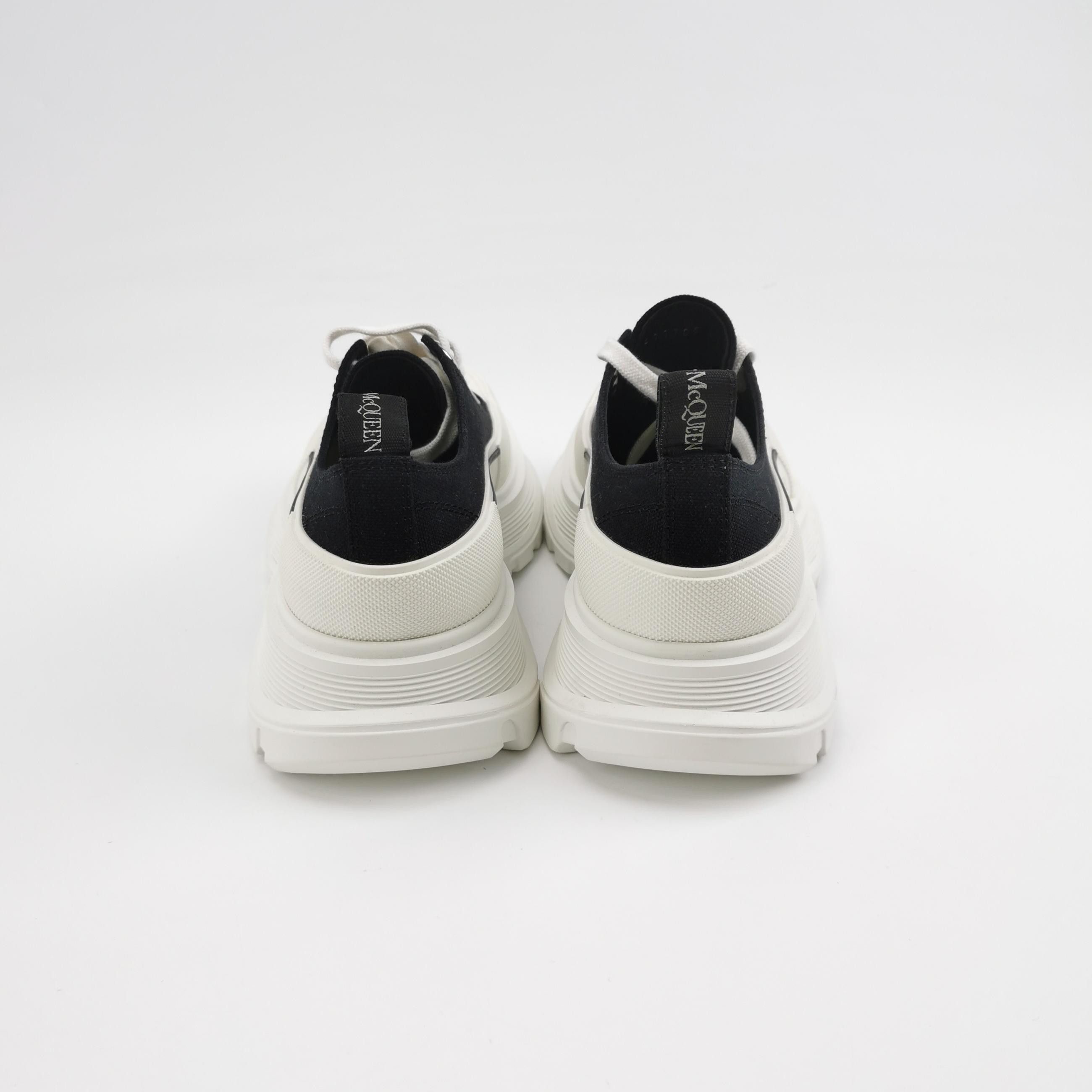 Alexander McQueen Alexander McQueen Women 6 Lowtop Sneakers Size US 6 / IT 36 - 4 Thumbnail
