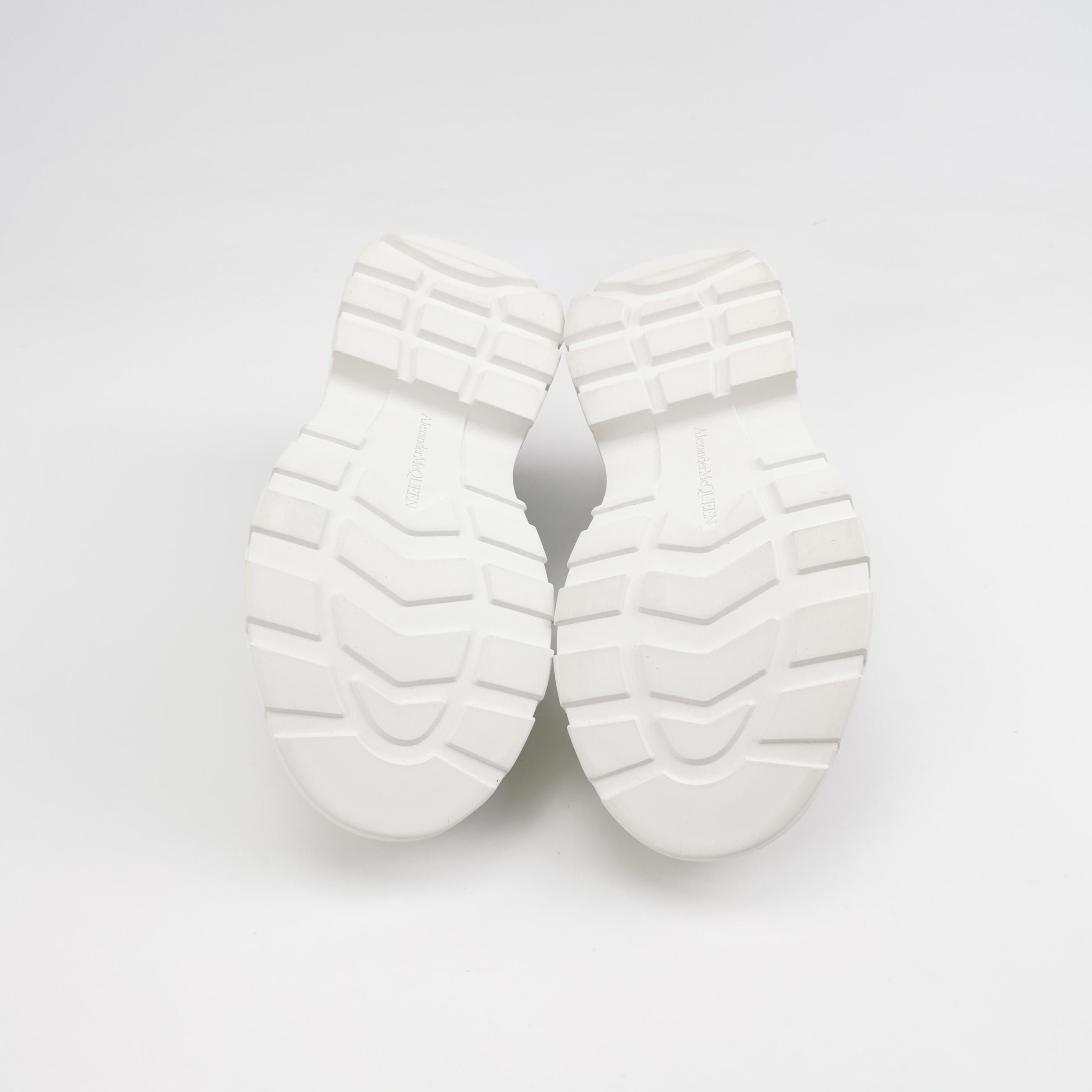 Alexander McQueen Alexander McQueen Women 6 Lowtop Sneakers Size US 6 / IT 36 - 5 Thumbnail