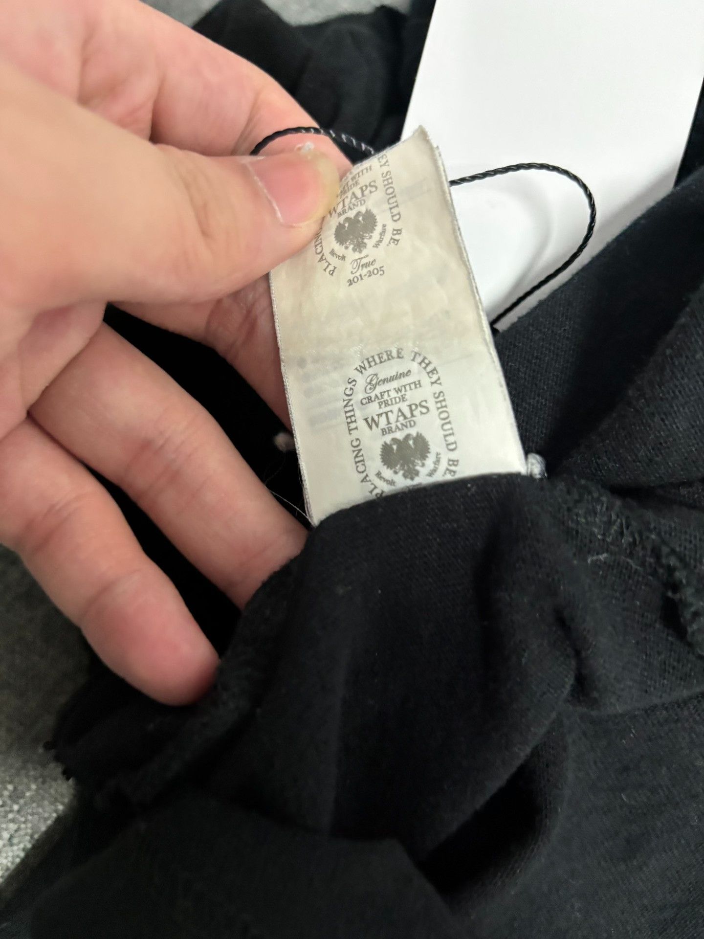 Wtaps WTAPS Heraldry Double Eagle Long Sleeve T-Shirt M Size US M / EU 48-50 / 2 - 6 Thumbnail