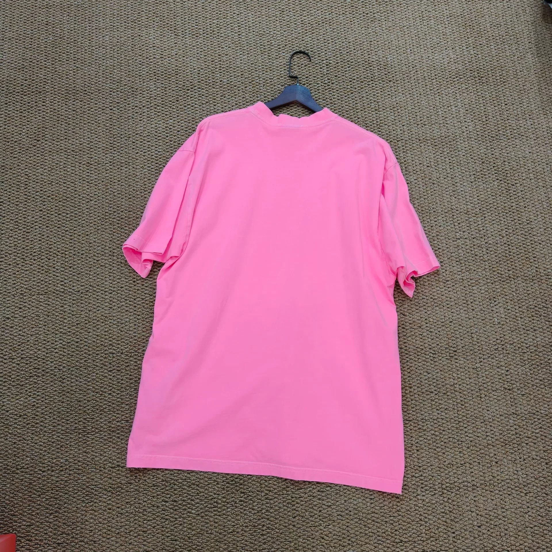 Balenciaga Balenciaga Crest Logo Pink T-Shirt Size S Size US S / EU 44-46 / 1 - 5 Thumbnail