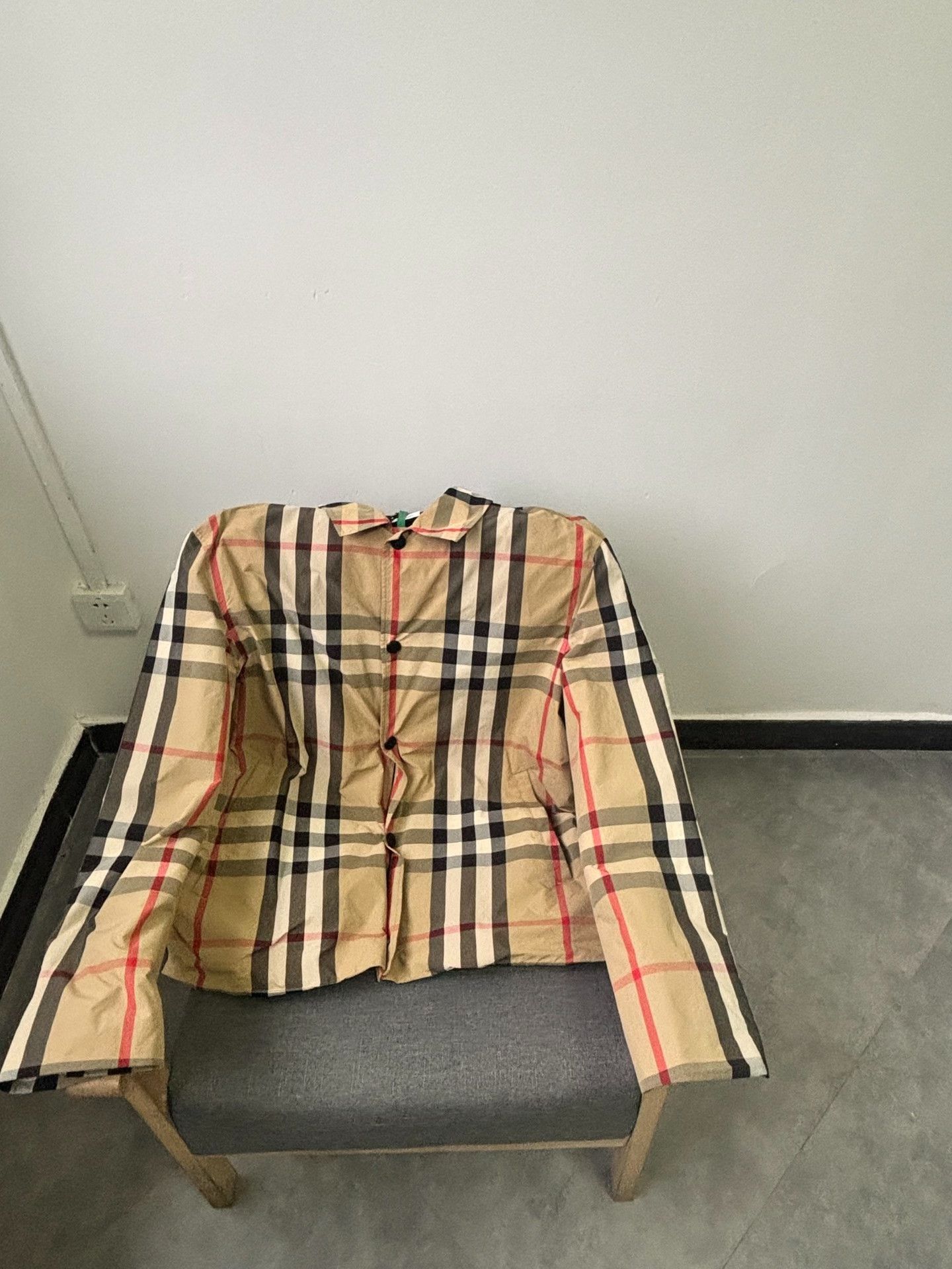 Burberry Burberry Classic Check Shirt Jacket XL Size US XL / EU 56 / 4 - 2 Thumbnail