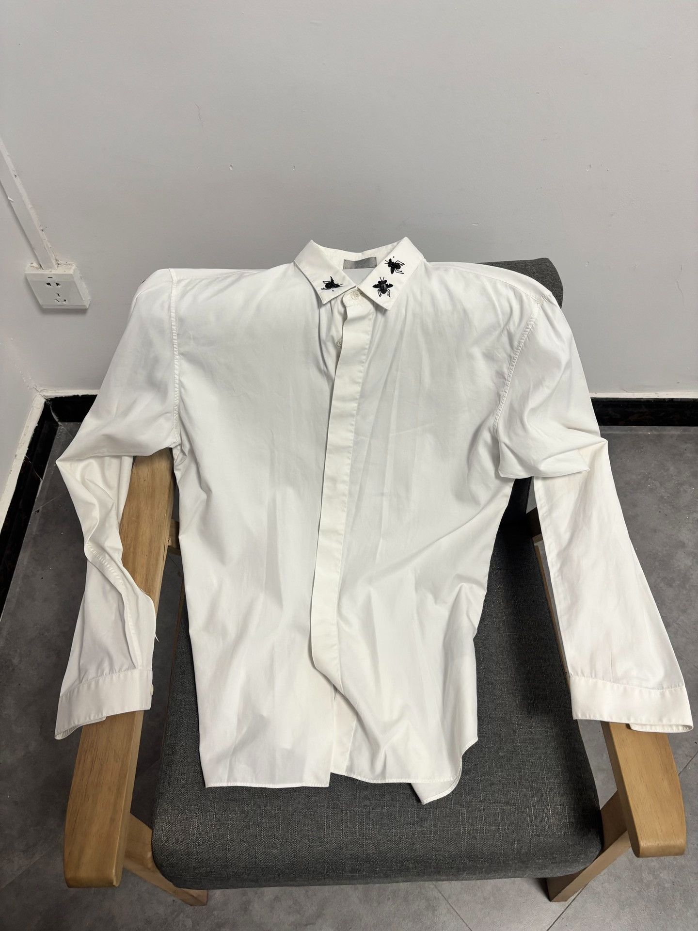 Dior Dior Bee Embroidered Long Sleeve Shirt 40 Size US M / EU 48-50 / 2 - 2 Thumbnail