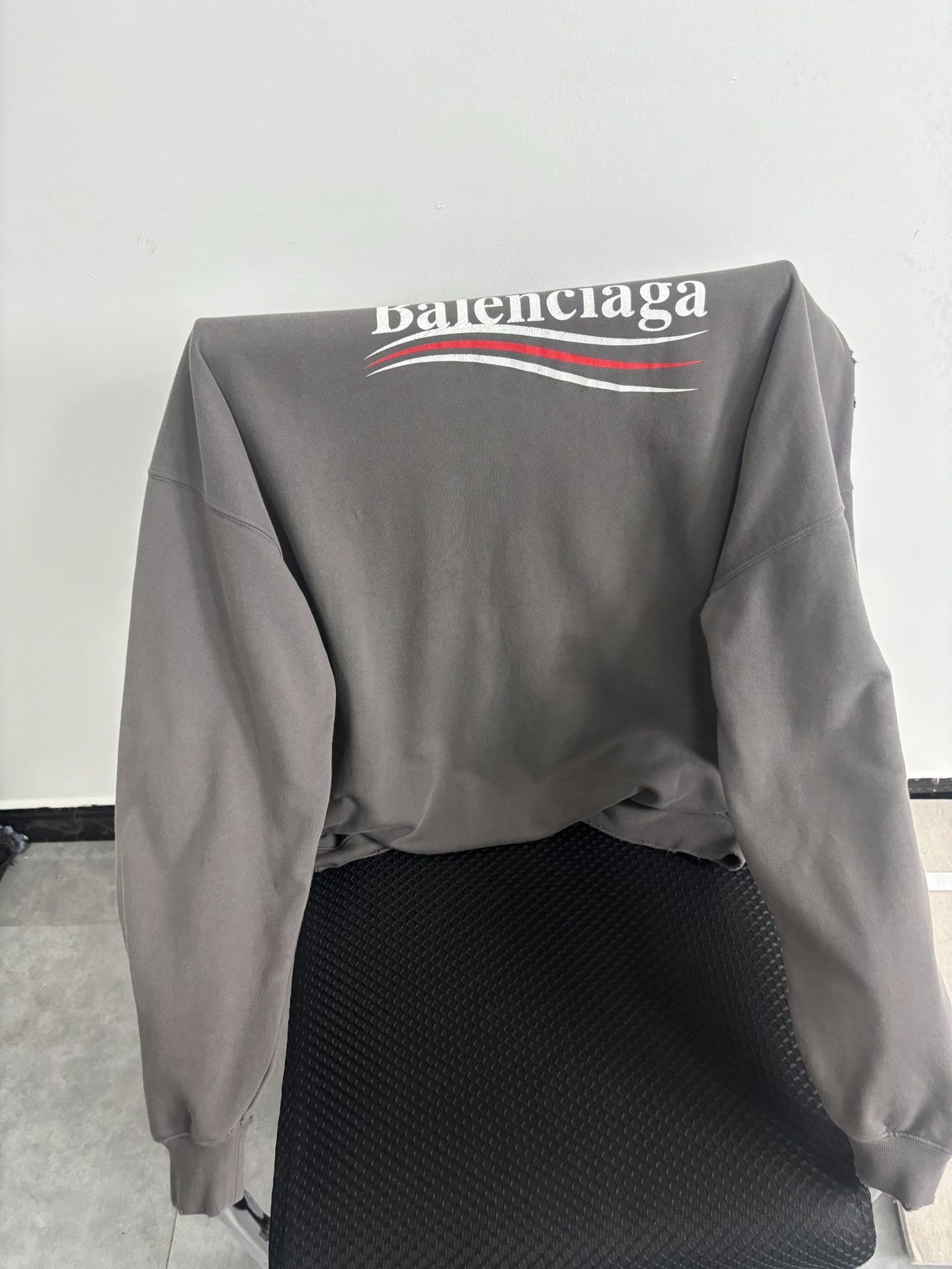 Balenciaga Balenciaga Campaign Logo Hoodie Size S Size US S / EU 44-46 / 1 - 3 Thumbnail
