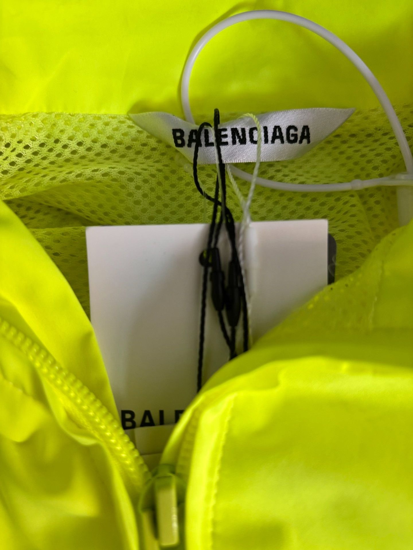 Balenciaga Balenciaga Neon Yellow Zip Jacket 34 Size XS / US 0-2 / IT 36-38 - 4 Thumbnail