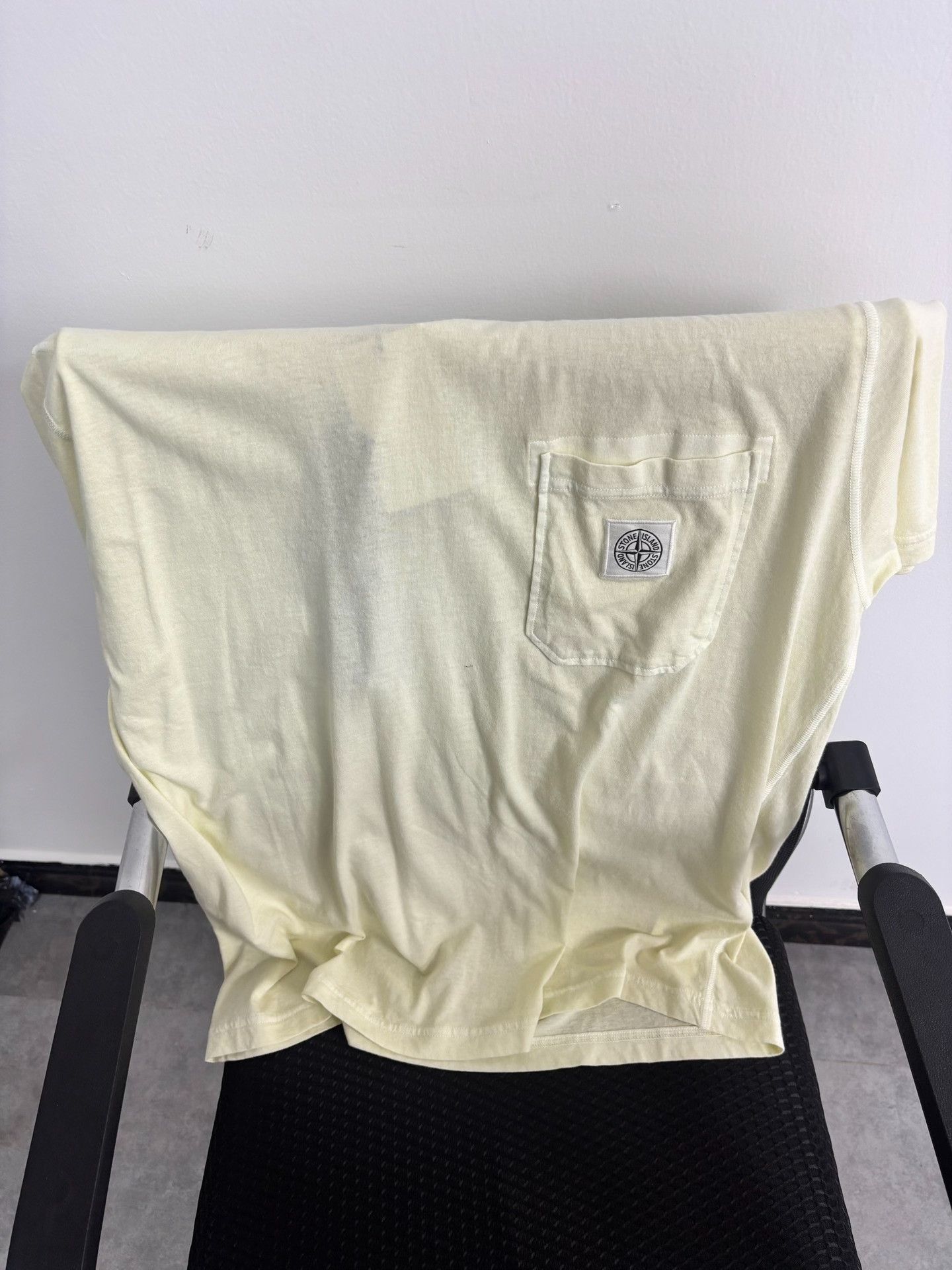 Stone Island Stone Island Pocket Logo T-Shirt XL Size US XL / EU 56 / 4 - 2 Thumbnail