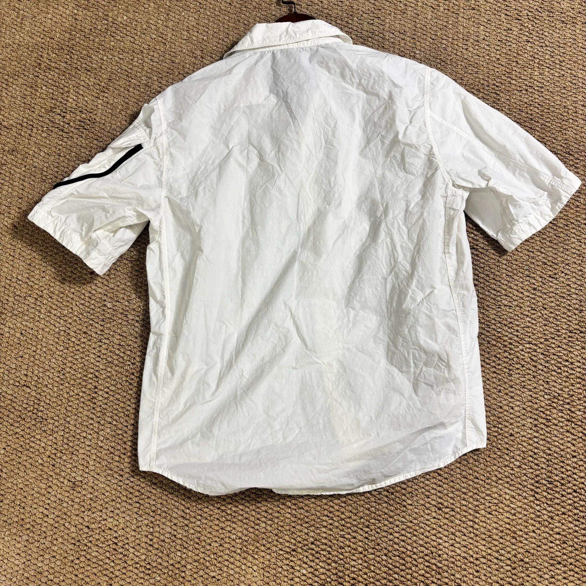 Stone Island Stone Island Sleeve Pocket Short Sleeve Shirt S Size US S / EU 44-46 / 1 - 8 Thumbnail