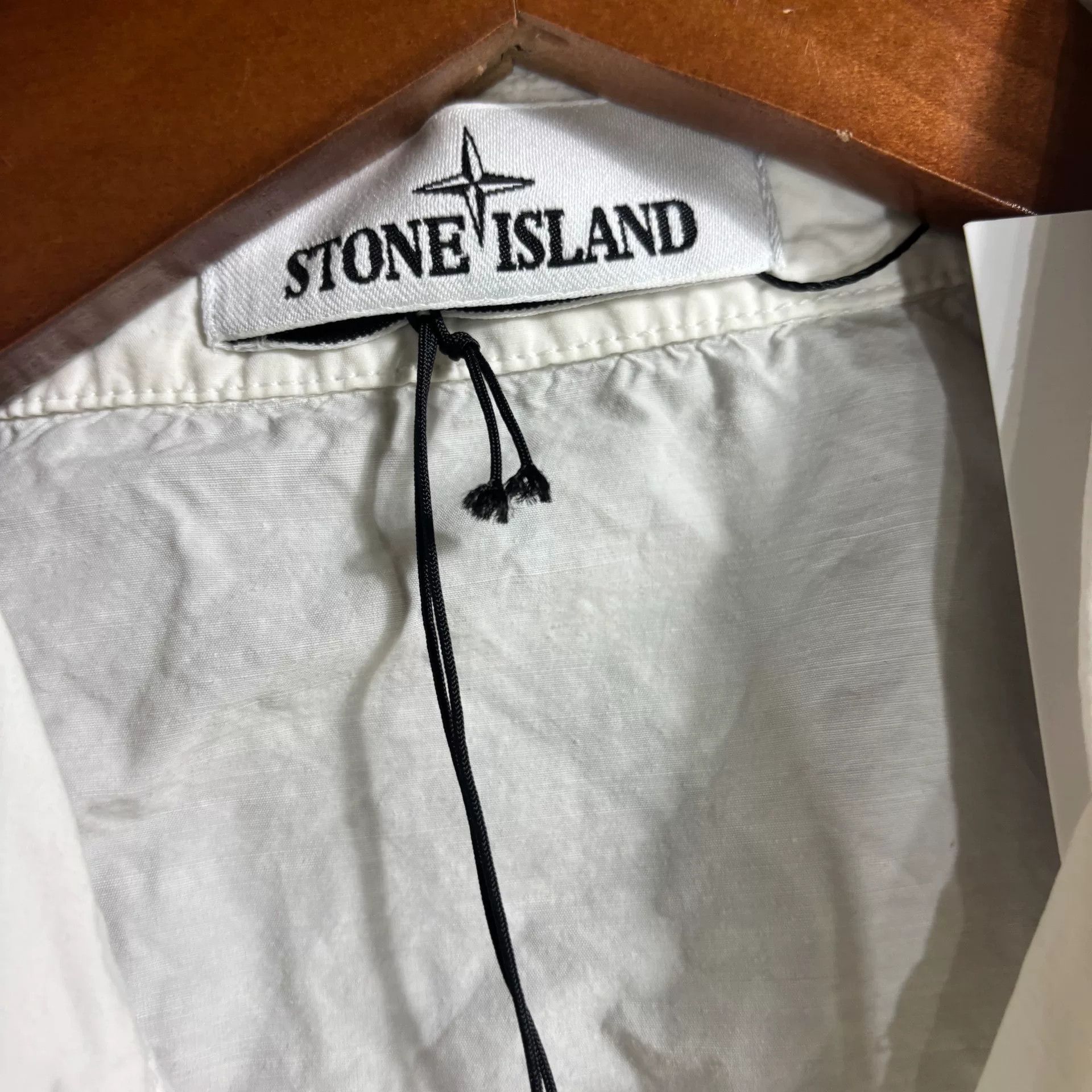 Stone Island Stone Island Sleeve Pocket Short Sleeve Shirt S Size US S / EU 44-46 / 1 - 3 Thumbnail