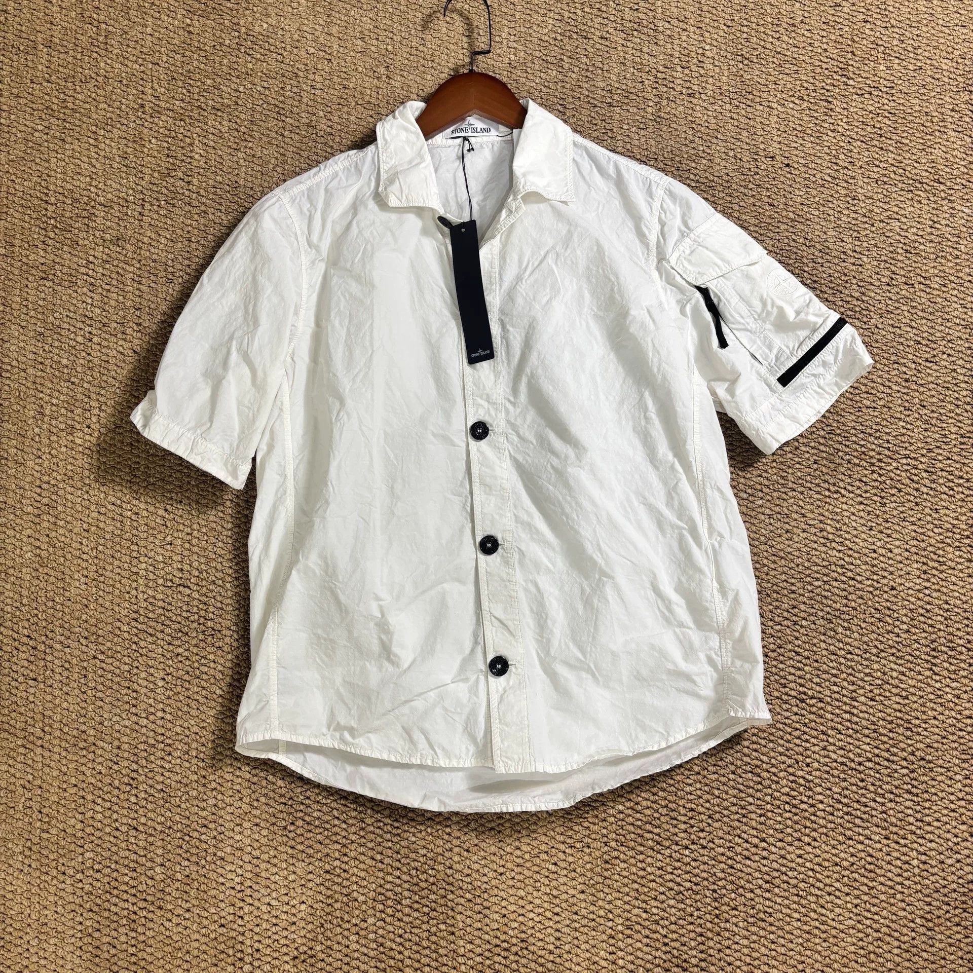 Stone Island Stone Island Sleeve Pocket Short Sleeve Shirt S Size US S / EU 44-46 / 1 - 2 Thumbnail