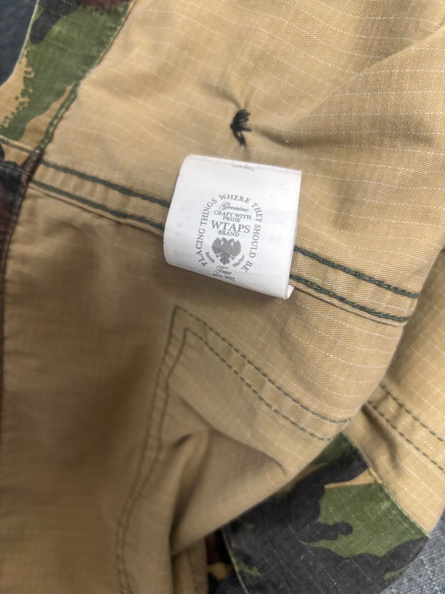 Wtaps WTAPS DPM Camo Jungle L/S Shirt Size 1 Size US S / EU 44-46 / 1 - 6 Thumbnail